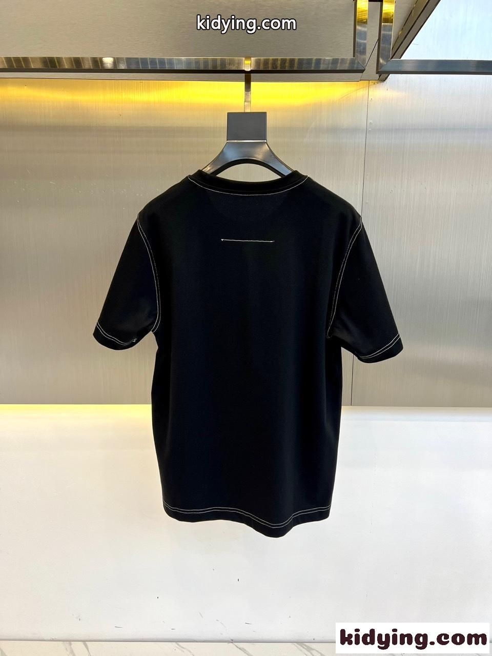 カジュアル 4G 半袖Tシャツ ジバンシィ Tシャツ 偽物 合わせやすい-4