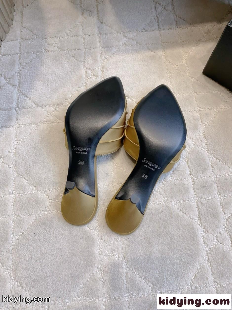 上品 洗練された サテン YSL ジェリー ミュール イヴ・サンローラン サンダル コピー カーキ-4