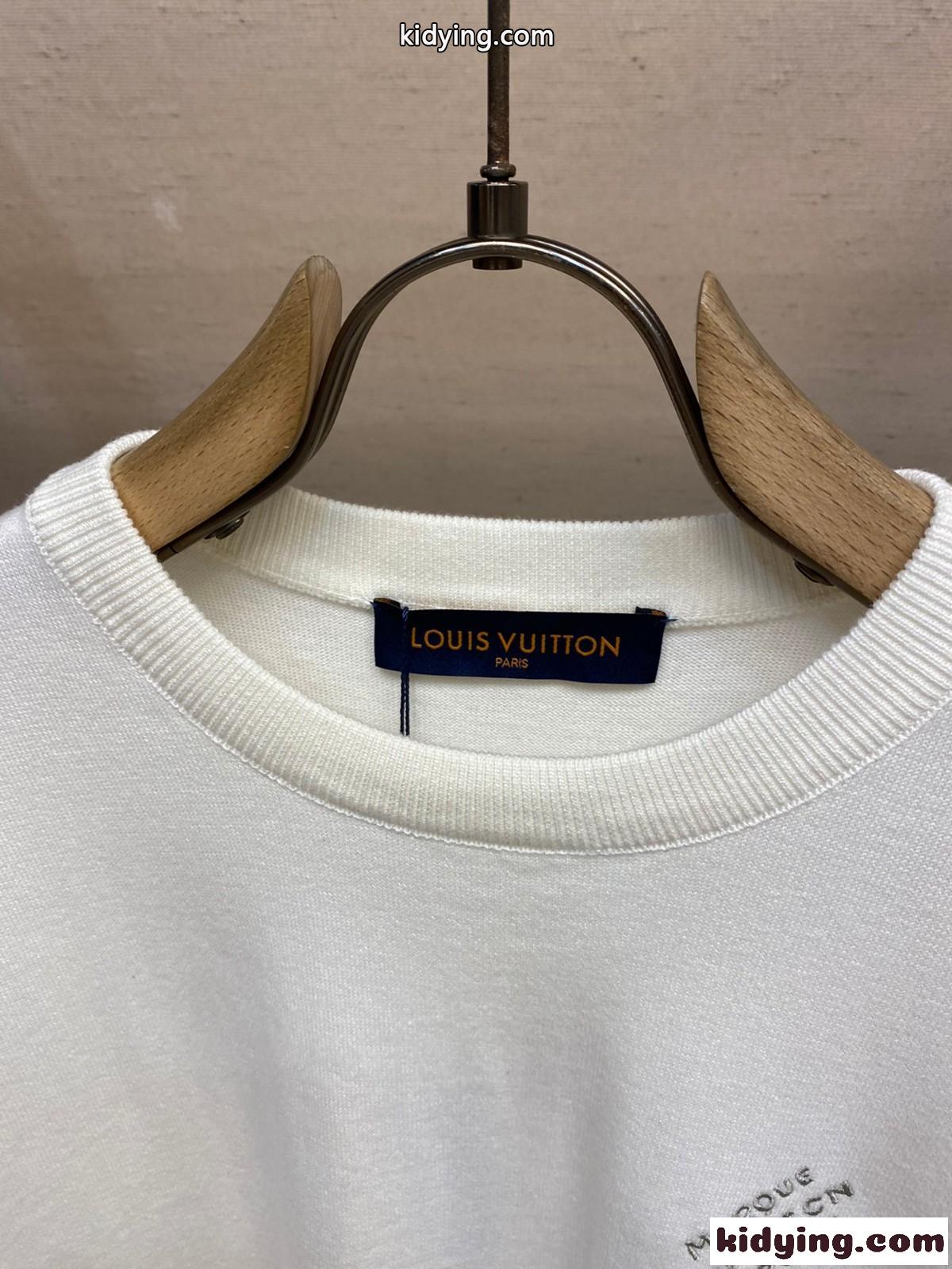 洗練された おしゃれ ロゴ 半袖Tシャツ ルイ・ヴィトン Tシャツ コピー-2