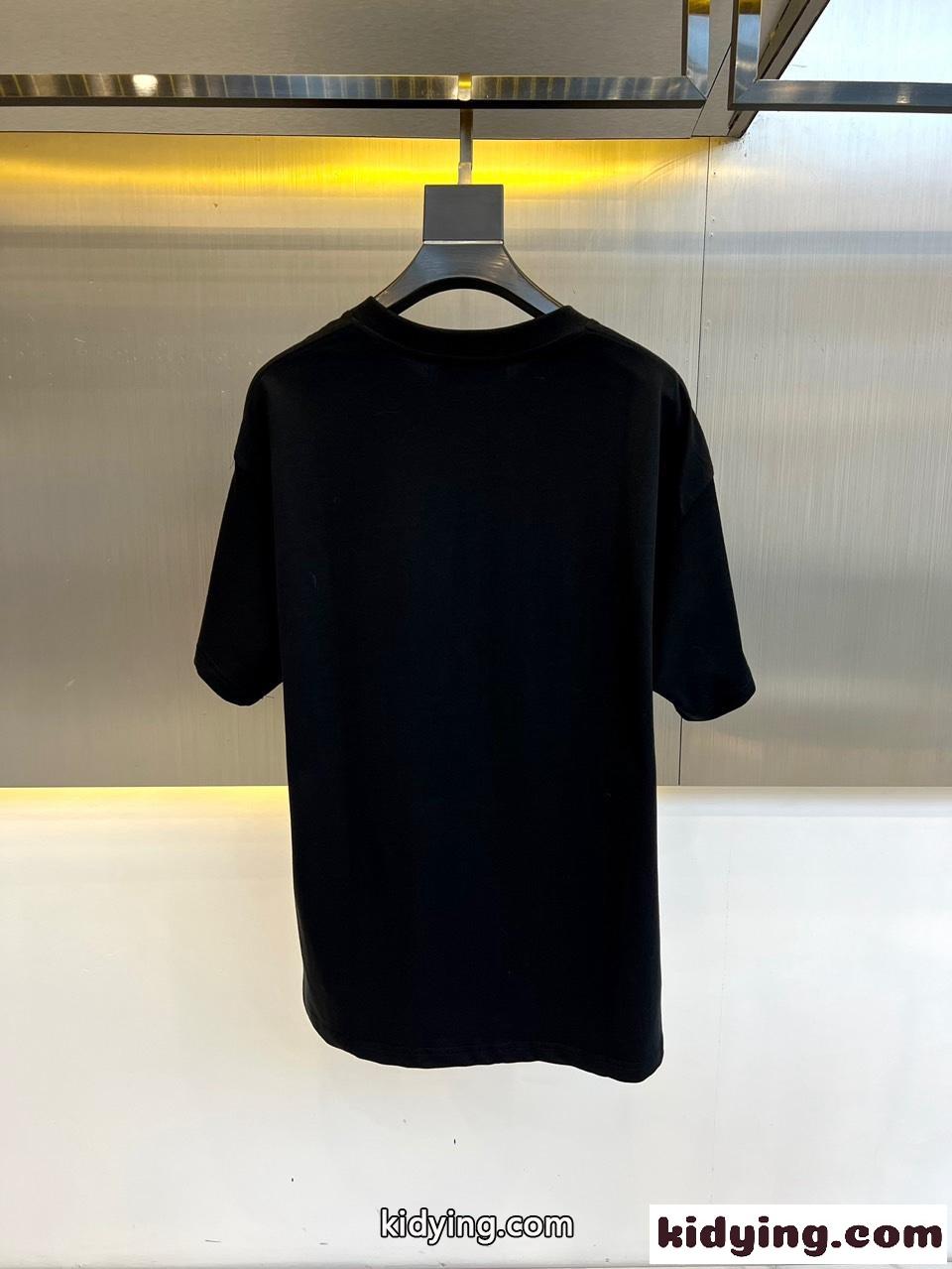 おしゃれ ロゴ 刺繍 クルーネック フェンディ 半袖Tシャツ コピー ブラック-4