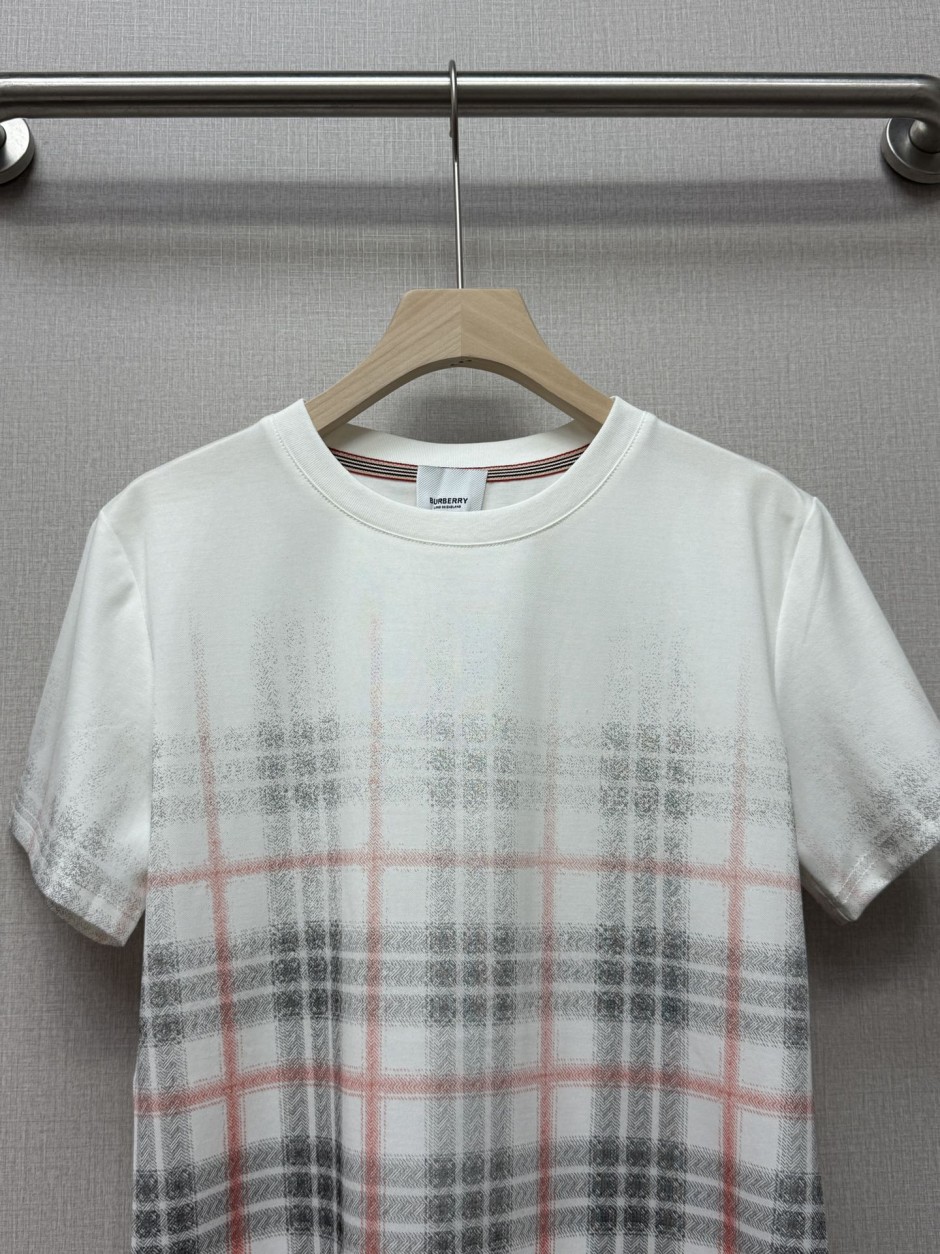 グラデーションチェック クルーネック 半袖Tシャツ バーバリー Tシャツ 偽物 ホワイト-1