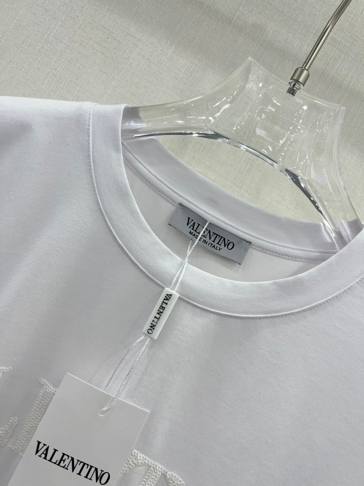 シンプル スパンコールロゴ クルーネック ヴァレンティノ Tシャツ コピー ホワイト-2