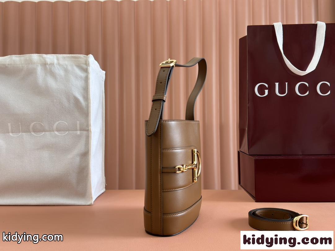 GUCCI 73 スモール バケットバッグ グッチ バッグ スーパーコピー 833665 ブラウン-1