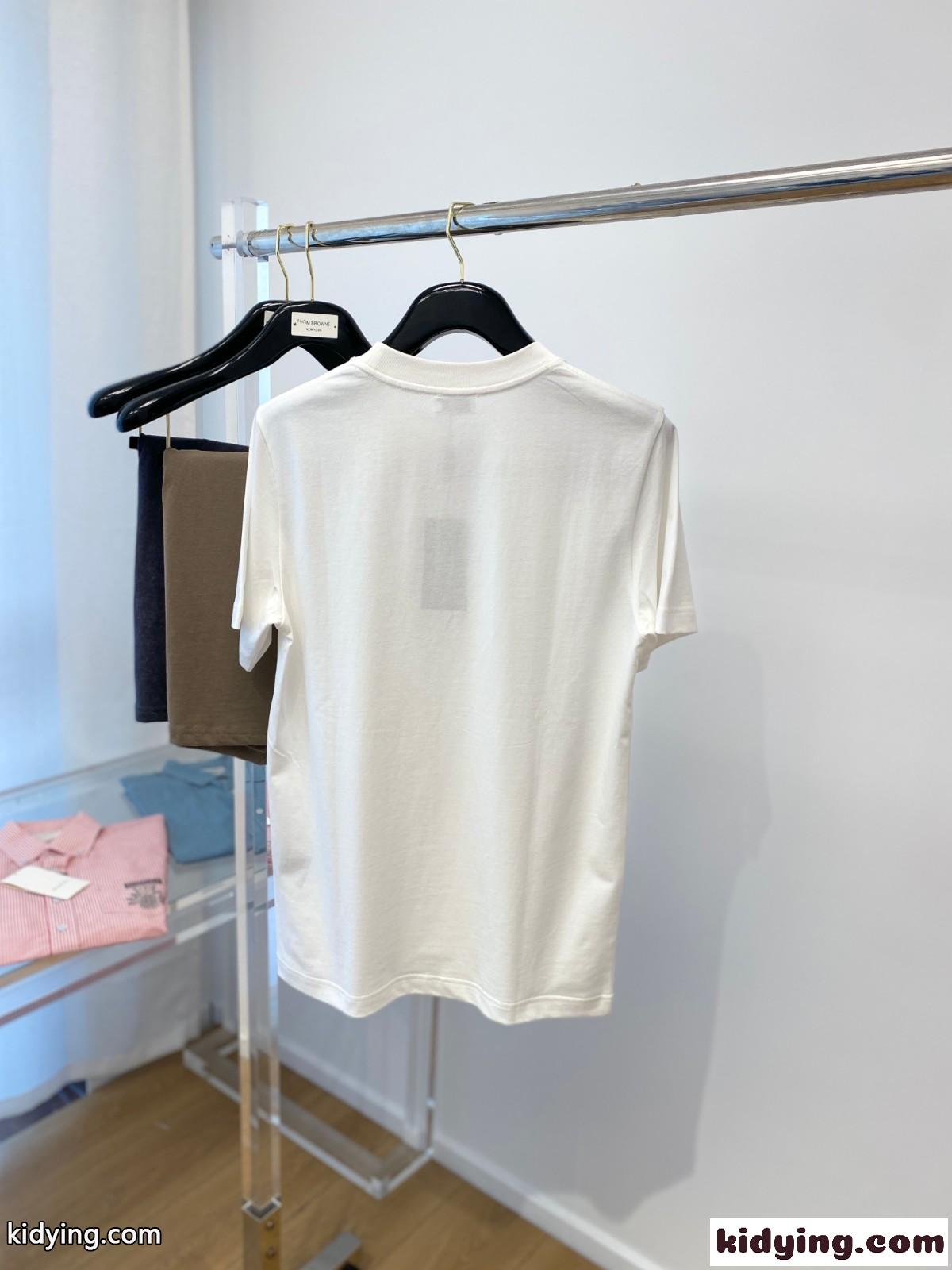 シンプル 合わせやすい クルーネック イヴ・サンローラン Tシャツ コピー 半袖 ホワイト-4