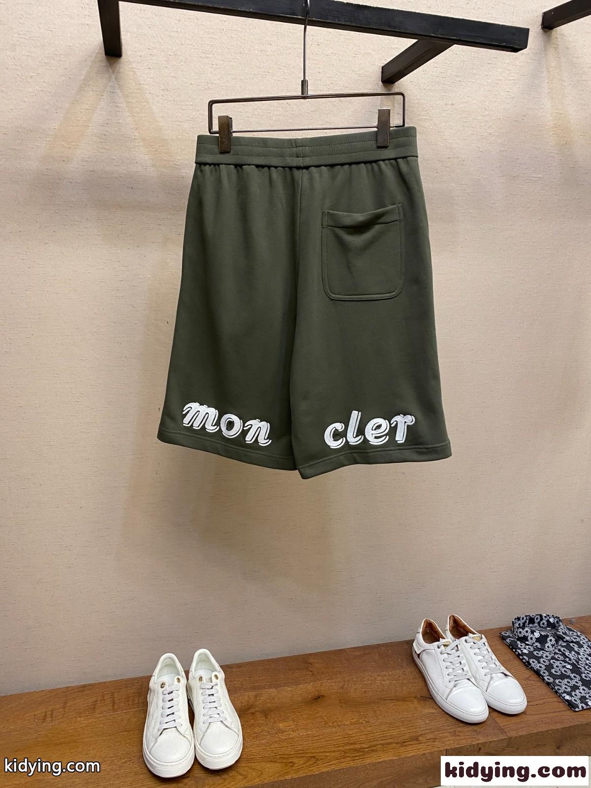 注目コラボ&MONCLER x MERCEDES-BENZ ショートパンツ スーパーコピー グリーン-2