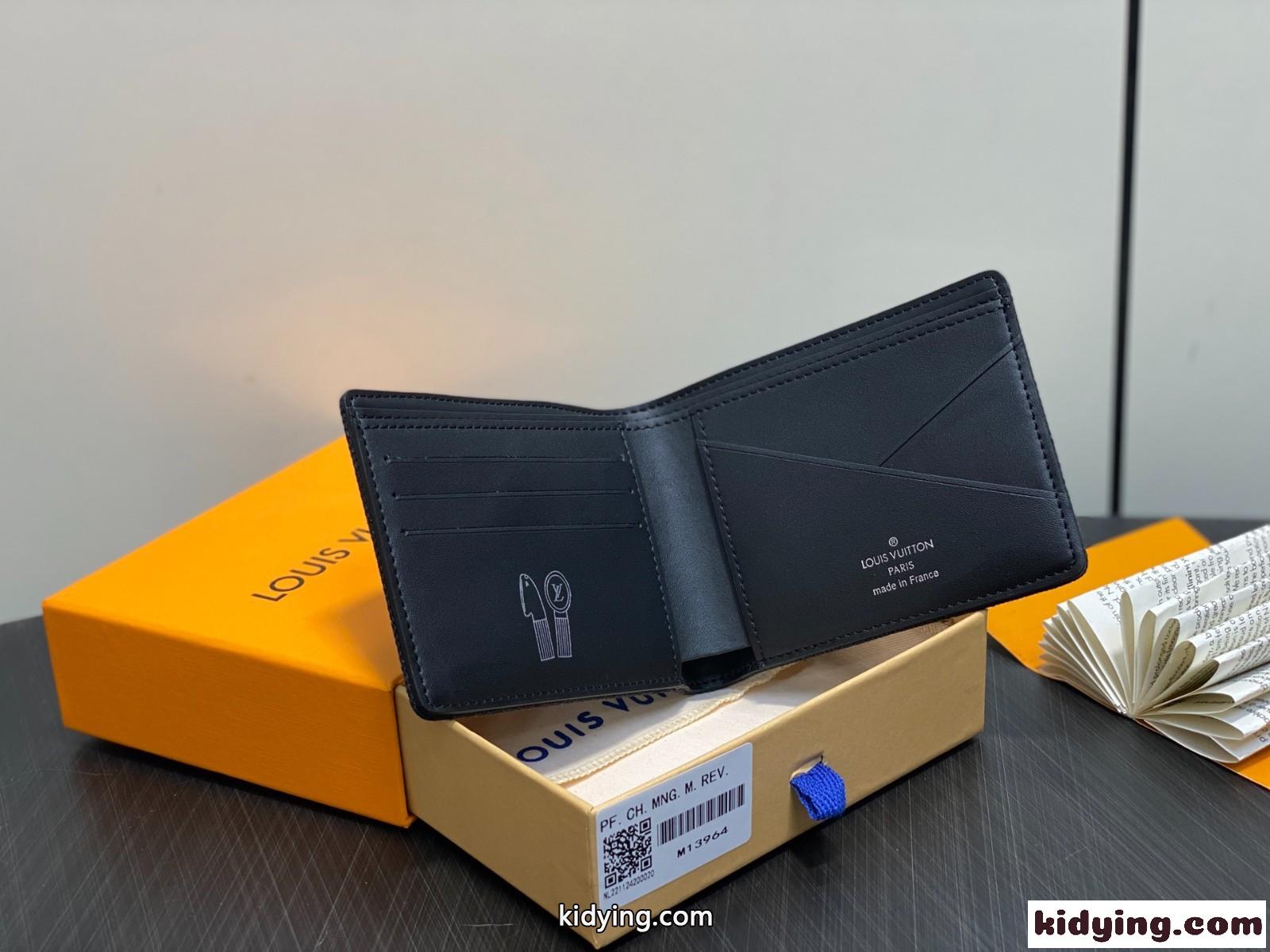 LV ポルトフォイユ・ミュルティプル ルイ･ヴィトン 財布 スーパーコピー M13964-3