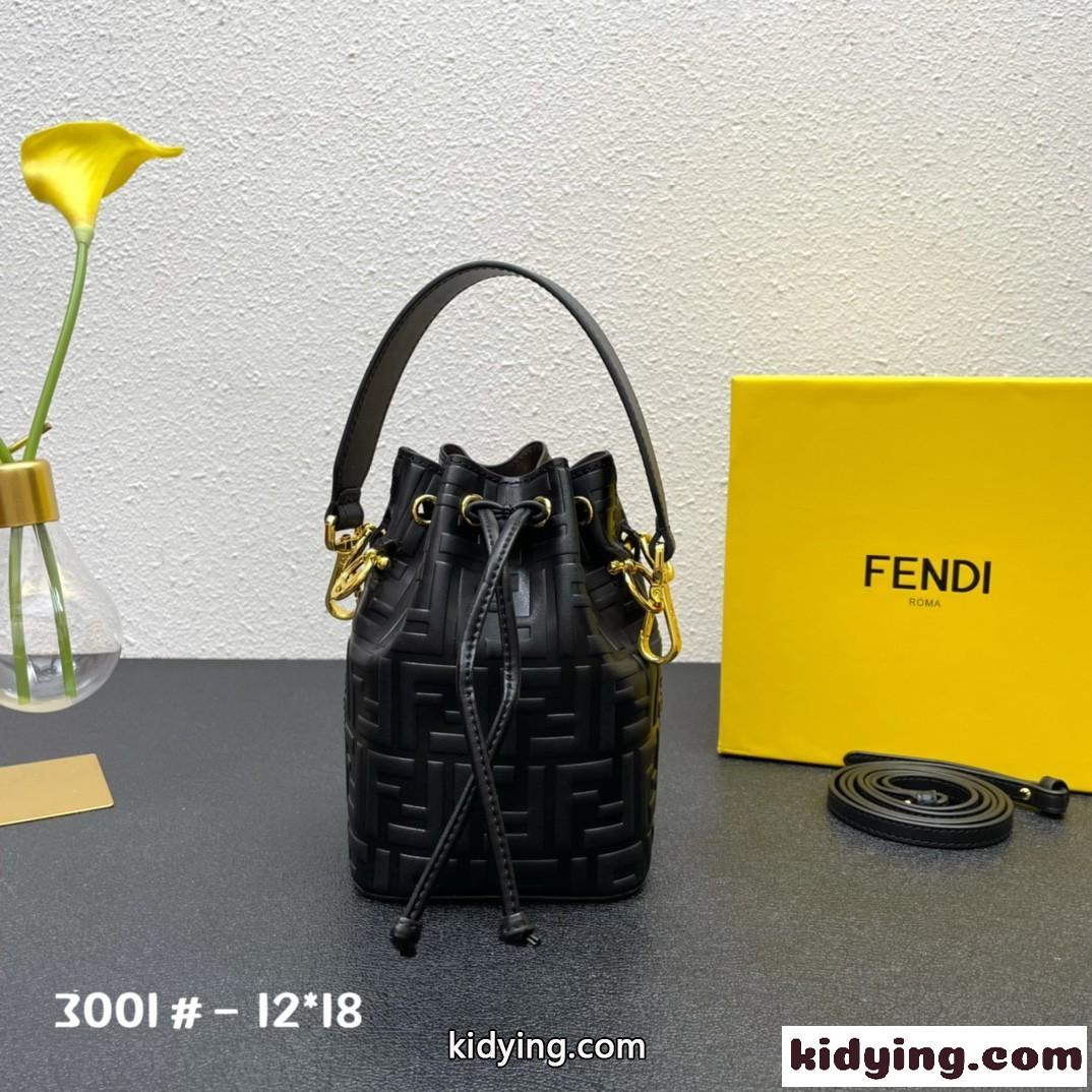 フェンディ バッグ 人気 コピー レディース ミニバッグ モン トレゾール レザー バケットバッグ-0