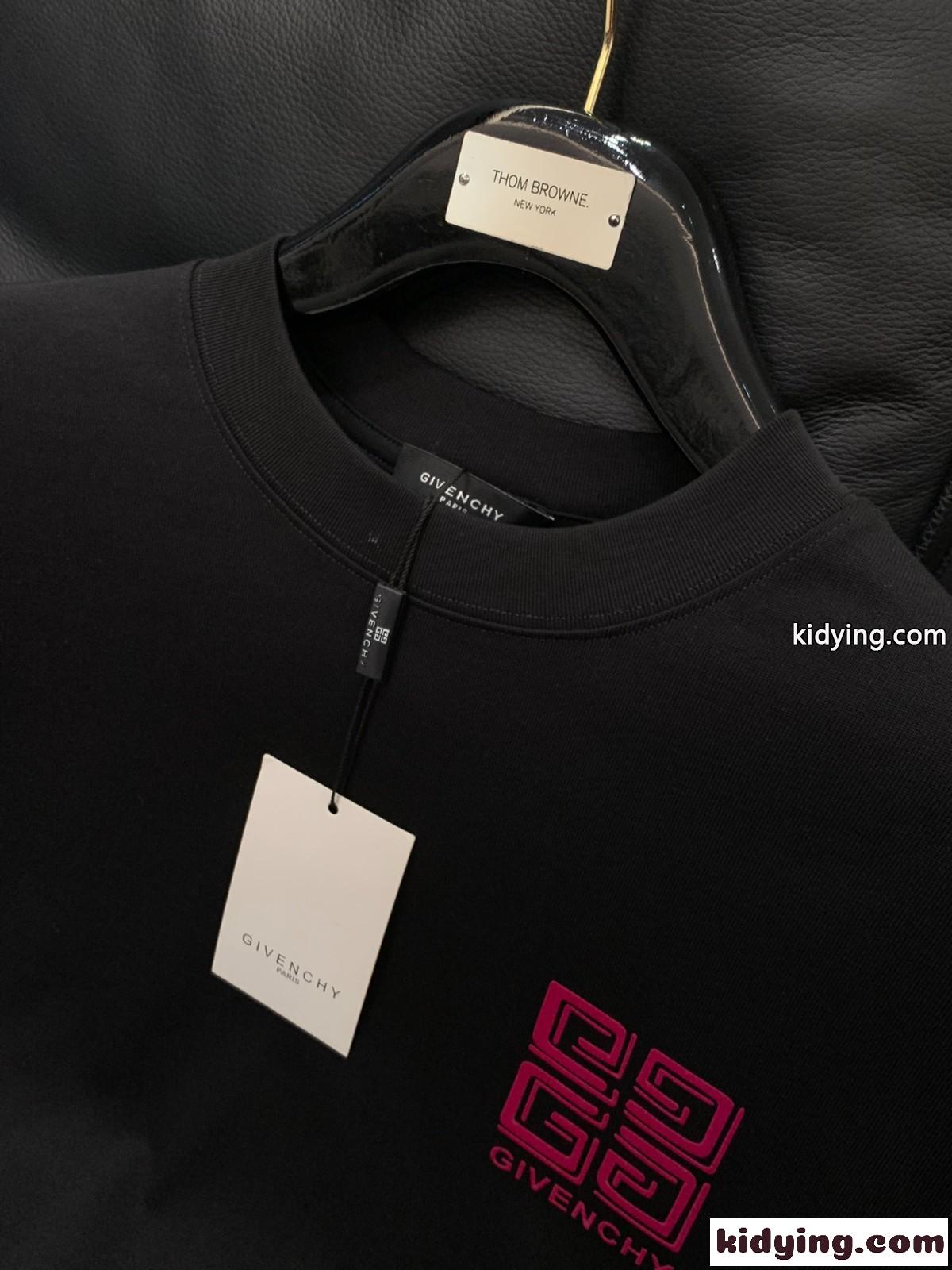 カジュアル 定番 ロゴ 長袖tシャツ ジバンシィ Tシャツ コピー クルーネック ブラック-2