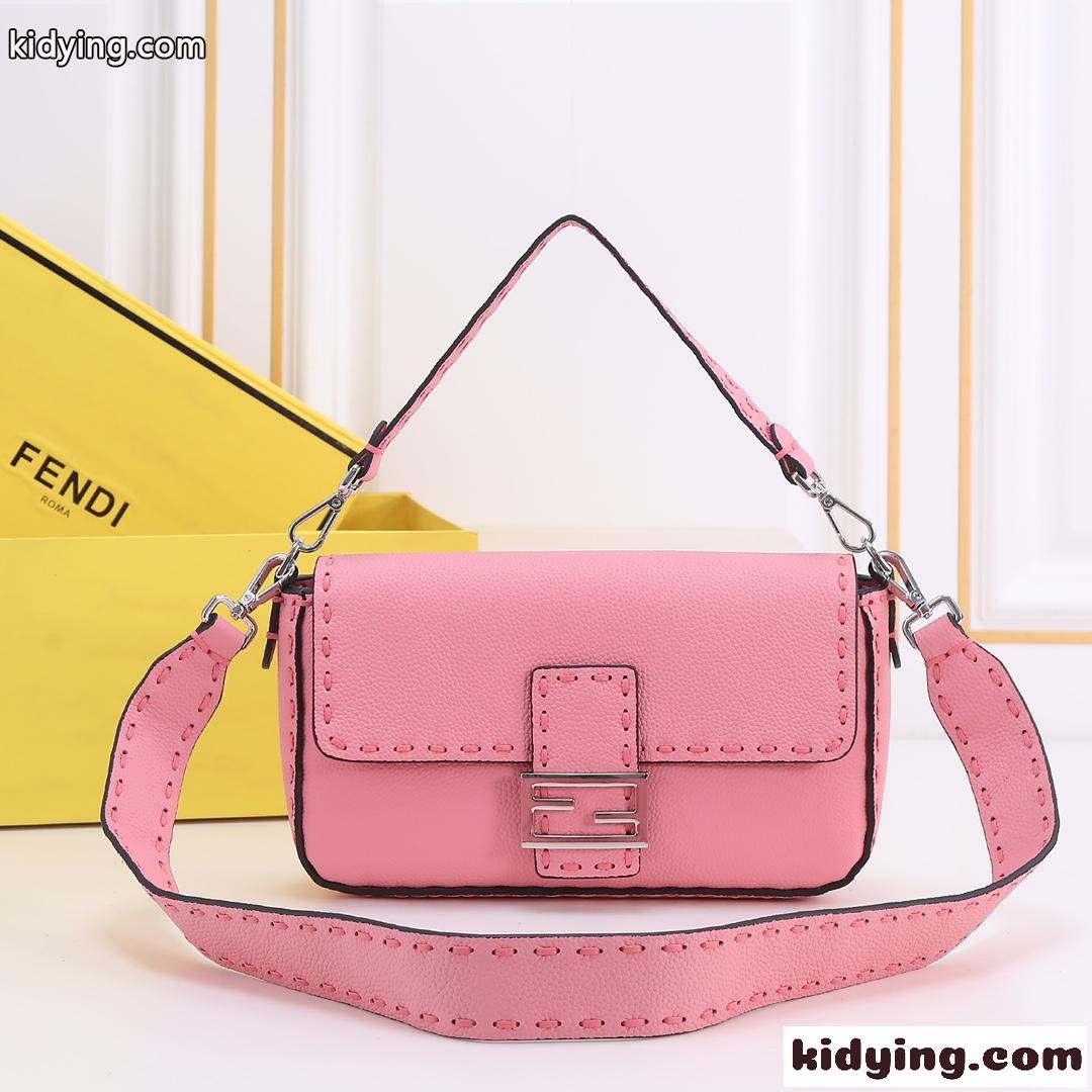 定番 人気 FENDI フェンディ ハンドステッチ ミディアム バゲットバッグ コピー ピンク-0