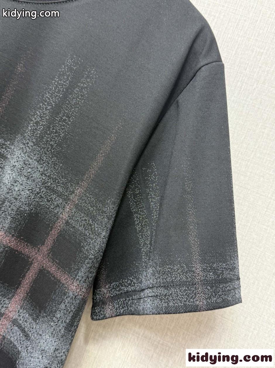 グラデーションチェック クルーネック 半袖Tシャツ バーバリー Tシャツ 偽物 ブラック-2