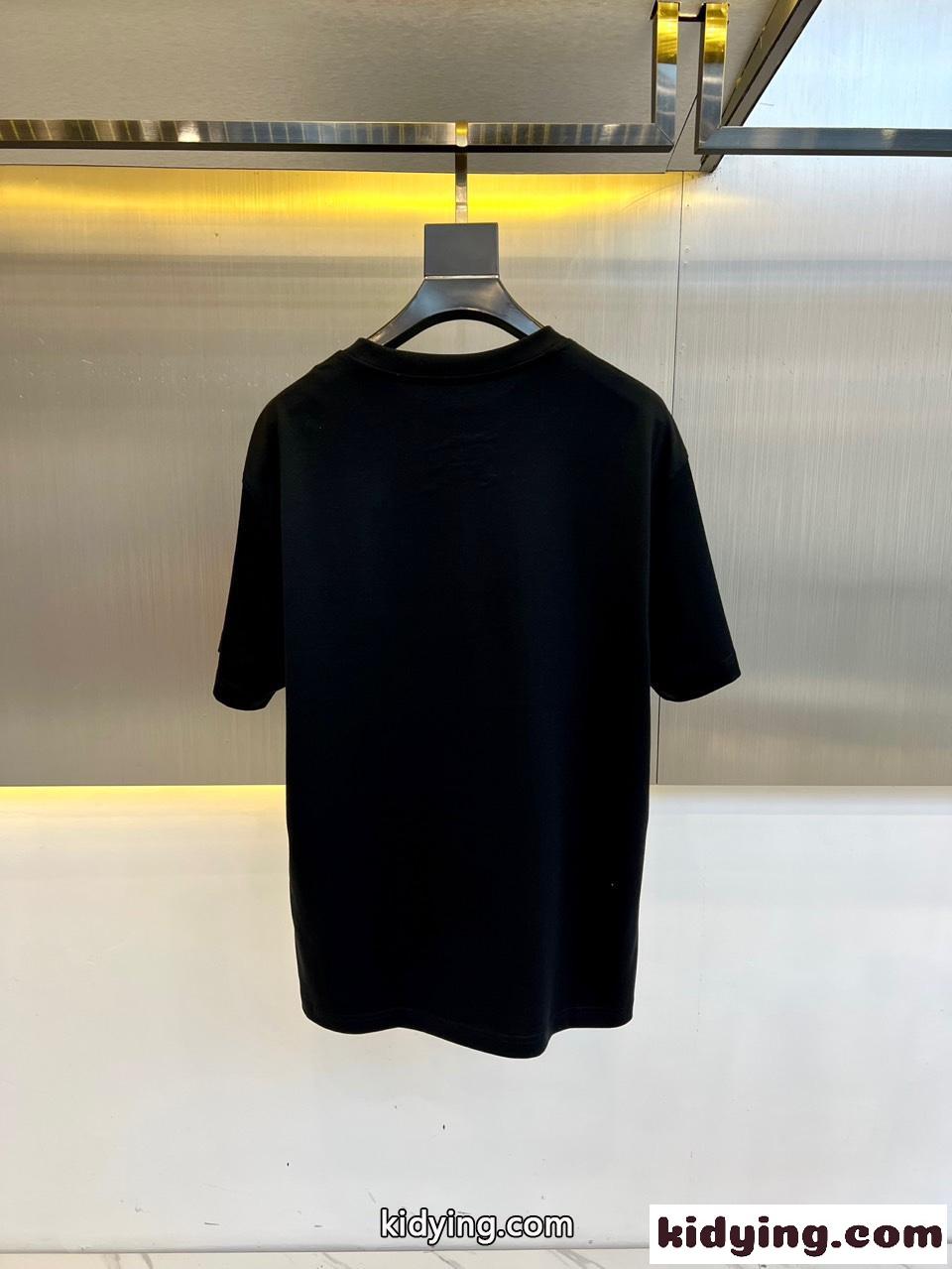 合わせやすい シンプル クルーネック 半袖Tシャツ バーバリー Tシャツ コピー ブラック-3