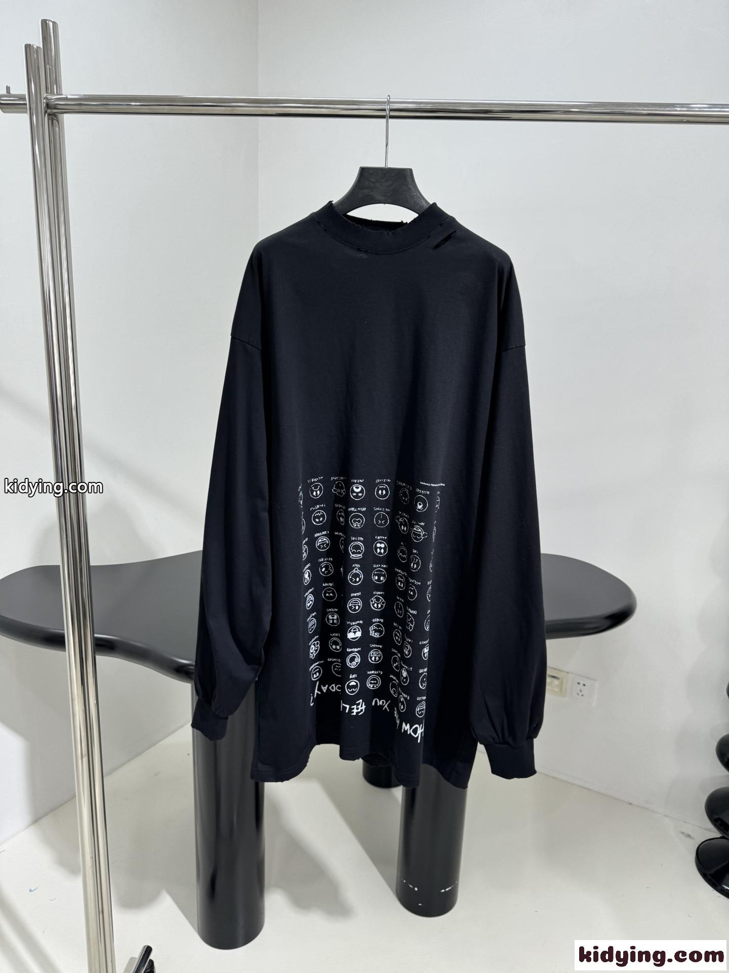 シンプル バレンシアガtシャツ 値段スーパーコピー 純綿 カジュアル トップス 長袖 プリント ブラック-0