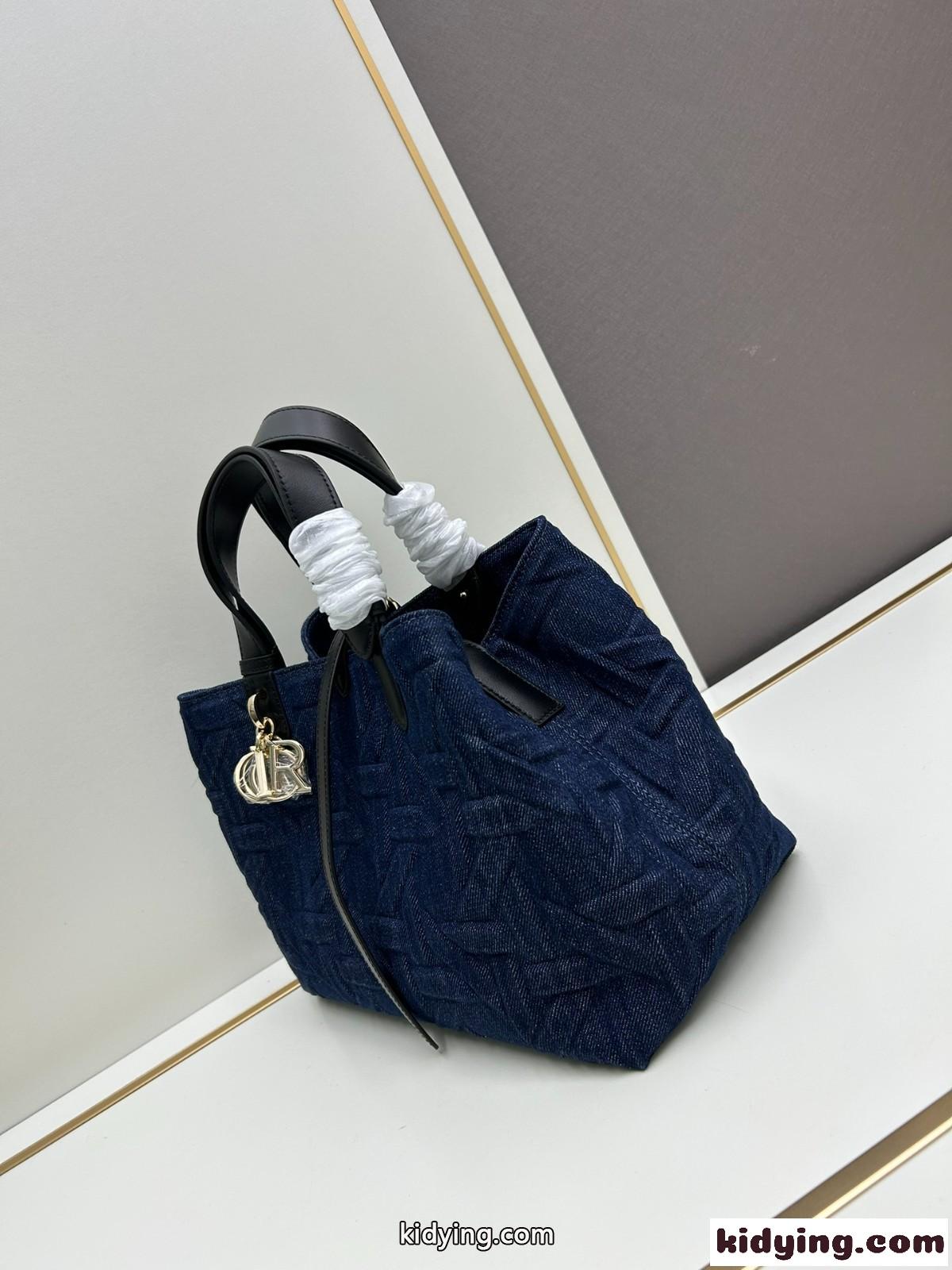 クリスチャン・ディオール バッグ コピー Dior Toujours バッグ ミディアム ブルー-1