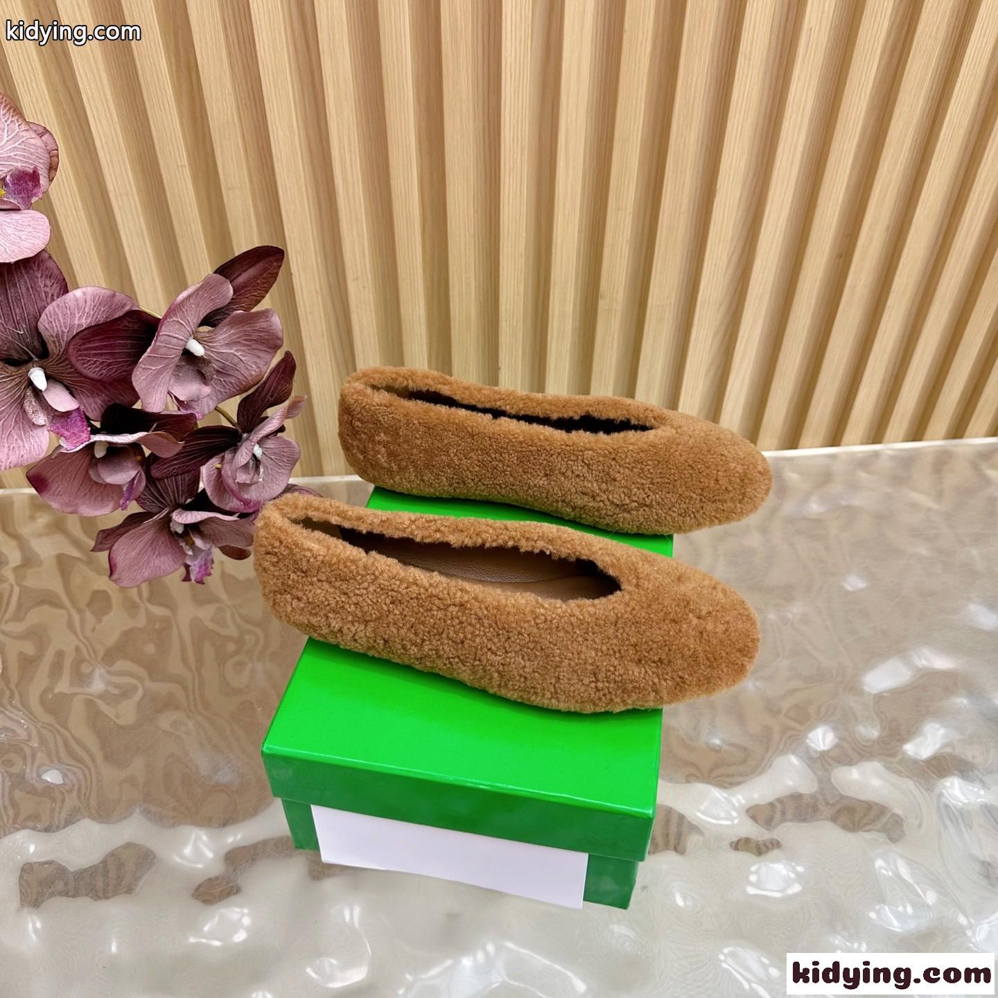秋冬 もこもこ ボッテガ・ヴェネタ シューズ コピー ローサ バレリーナ キャメル-2
