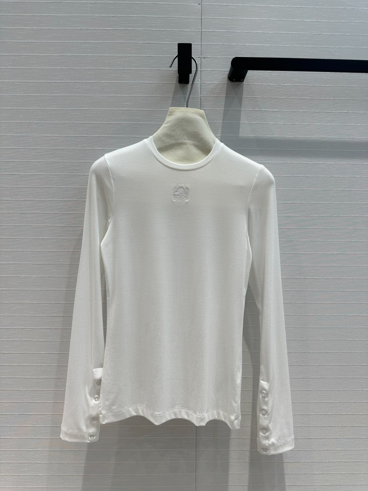 シンプル カジュアル 合わせやすい ロエベ Tシャツ コピー 長袖Tシャツ ホワイト-1