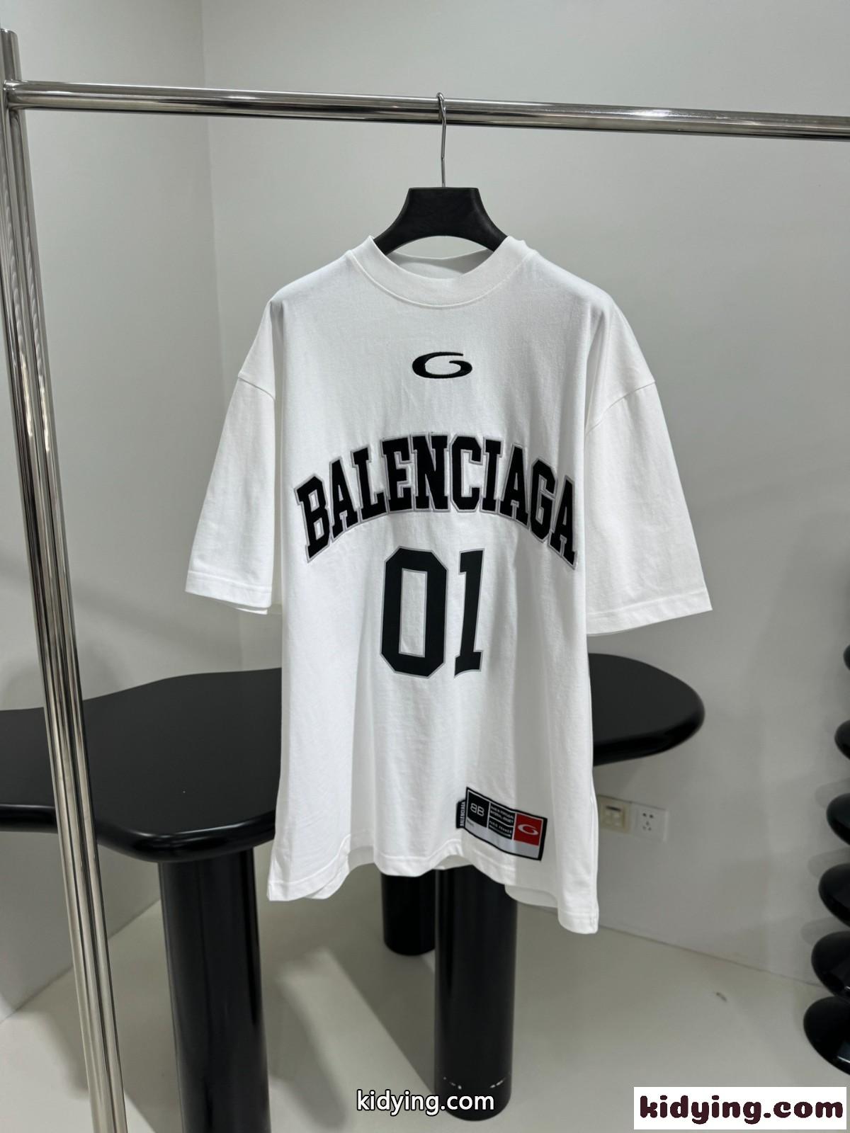ユニセックス 刺繍入り オーバーサイズ 半袖Tシャツ バレンシアガ Tシャツ コピー ホワイト-1