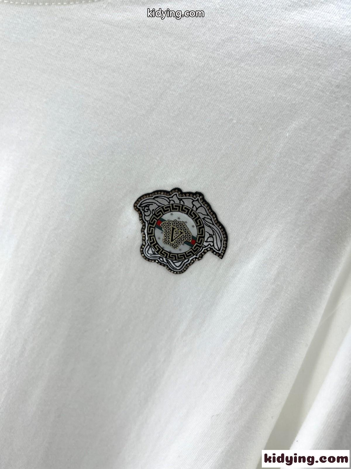 ヴェルサーチェ Tシャツ コピー シンプル ロゴ クルーネック 長袖Tシャツ ホワイト-2