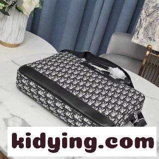 Dior-ディオールのコーナーにある最新のメンズブリーフケース 公式サイトと同期して クリスチャンディオールバッグ新作 コピー-2
