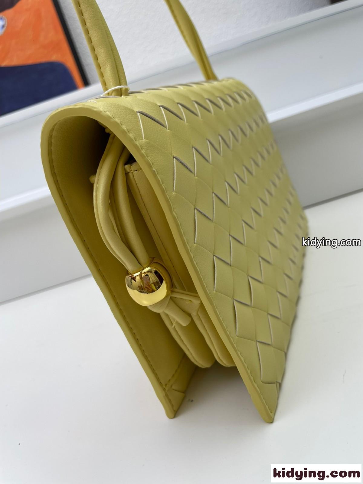 23SS ボッテガ・ヴェネタ バッグ コピー Trio Pouch トリオ ポーチ ストラップ バッグ-0