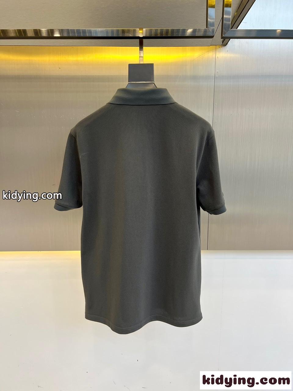 上品 カジュアル ロゴ コットン 半袖 ポロシャツ モンクレール Tシャツ 偽物 グレー-0