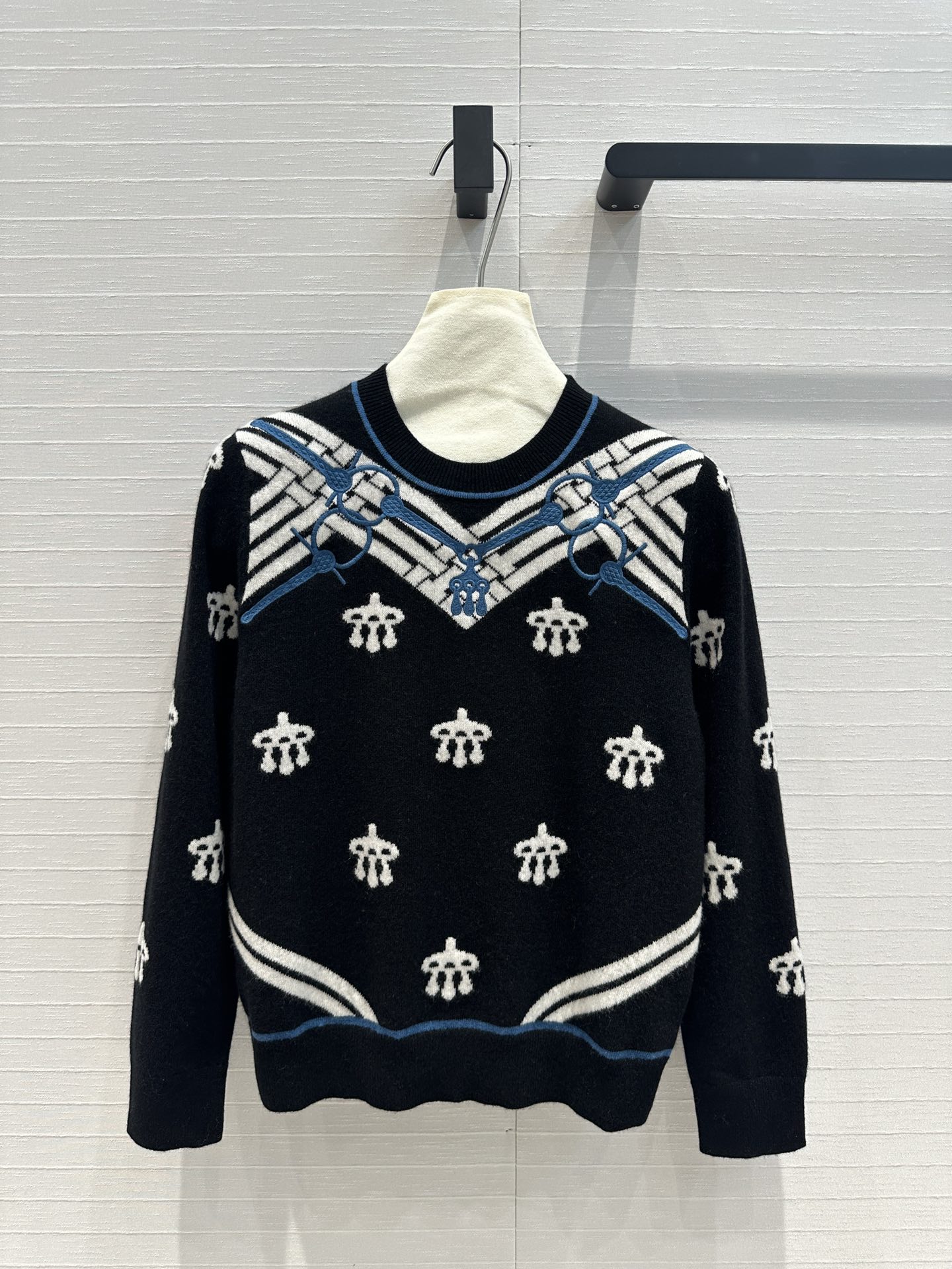 馬銜 刺繍入り ウール＆カシミヤ ニット エルメス セーター コピー ブラック-2