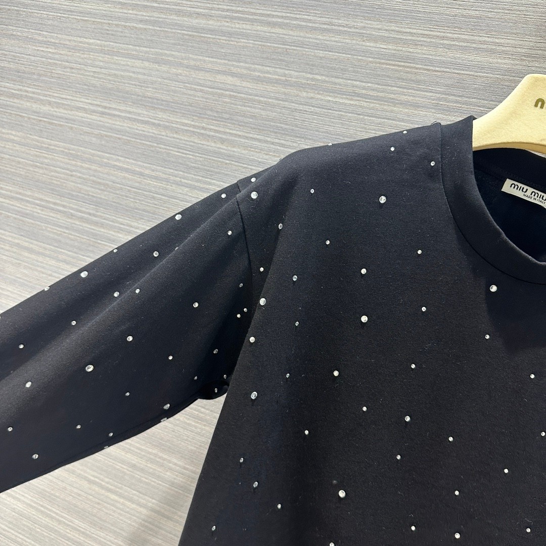 カジュアル クルーネック クリスタル付 ミュウミュウ Tシャツ コピー ロングスリーブ ブラック-2