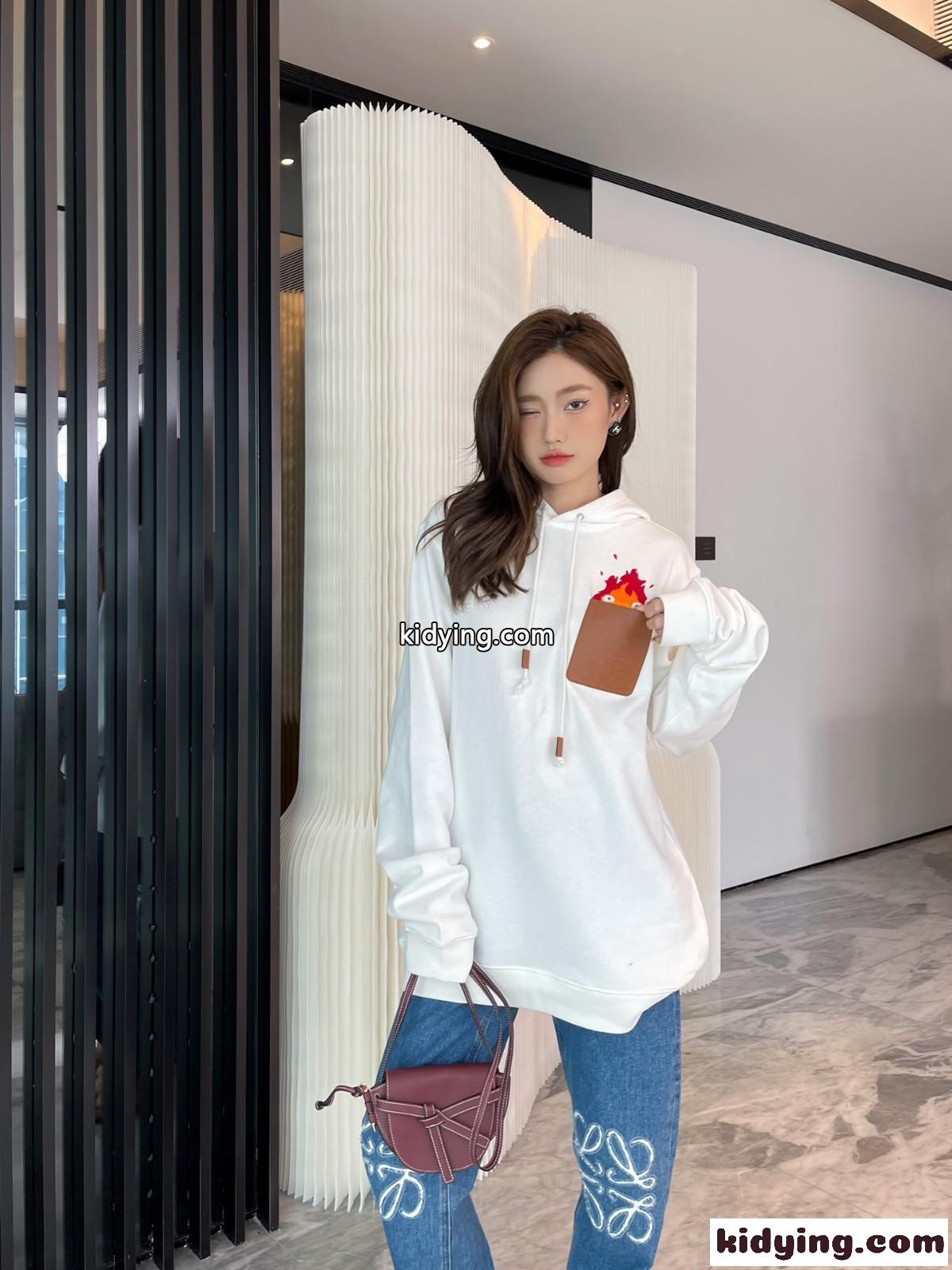 LOEWE x ハウルの動く城& アナグラム カルシファー パーカー ロエベ パーカー コピー ホワイト-4
