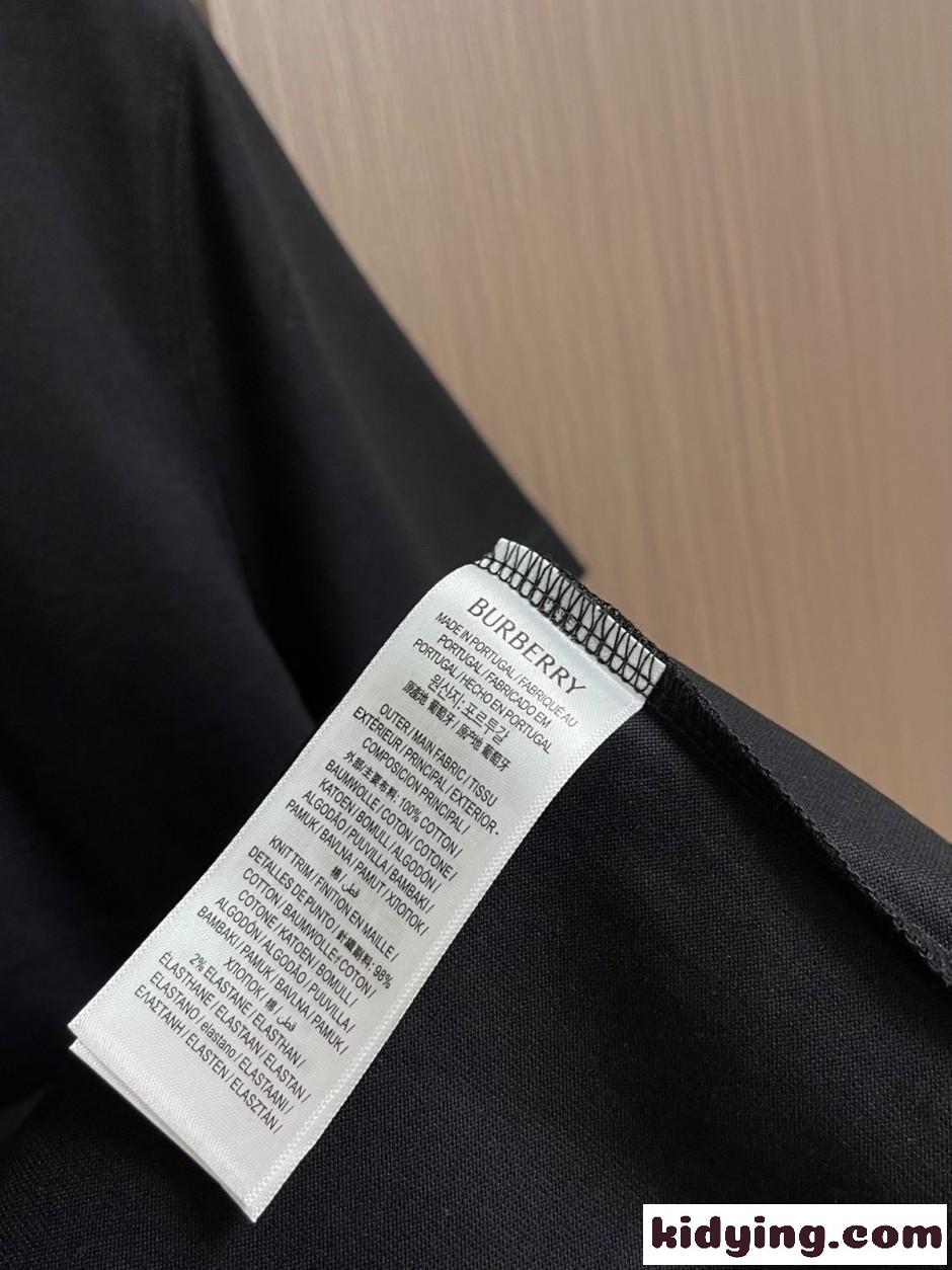 シンプル 洗練された ロゴ コットンTシャツ バーバリー Tシャツ 偽物 ブラック-4