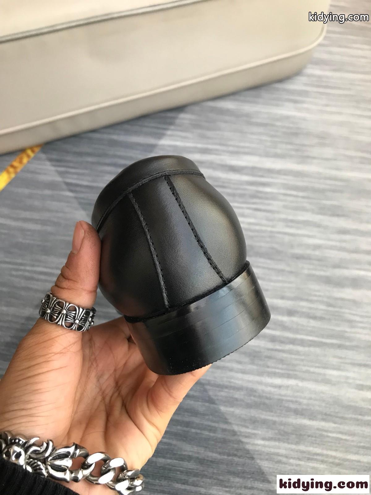 高級感 ロゴ 上品 ビジネスジューズ グッチ ローファー コピー メンズ 革靴 ドレスシューズ ブラック-3