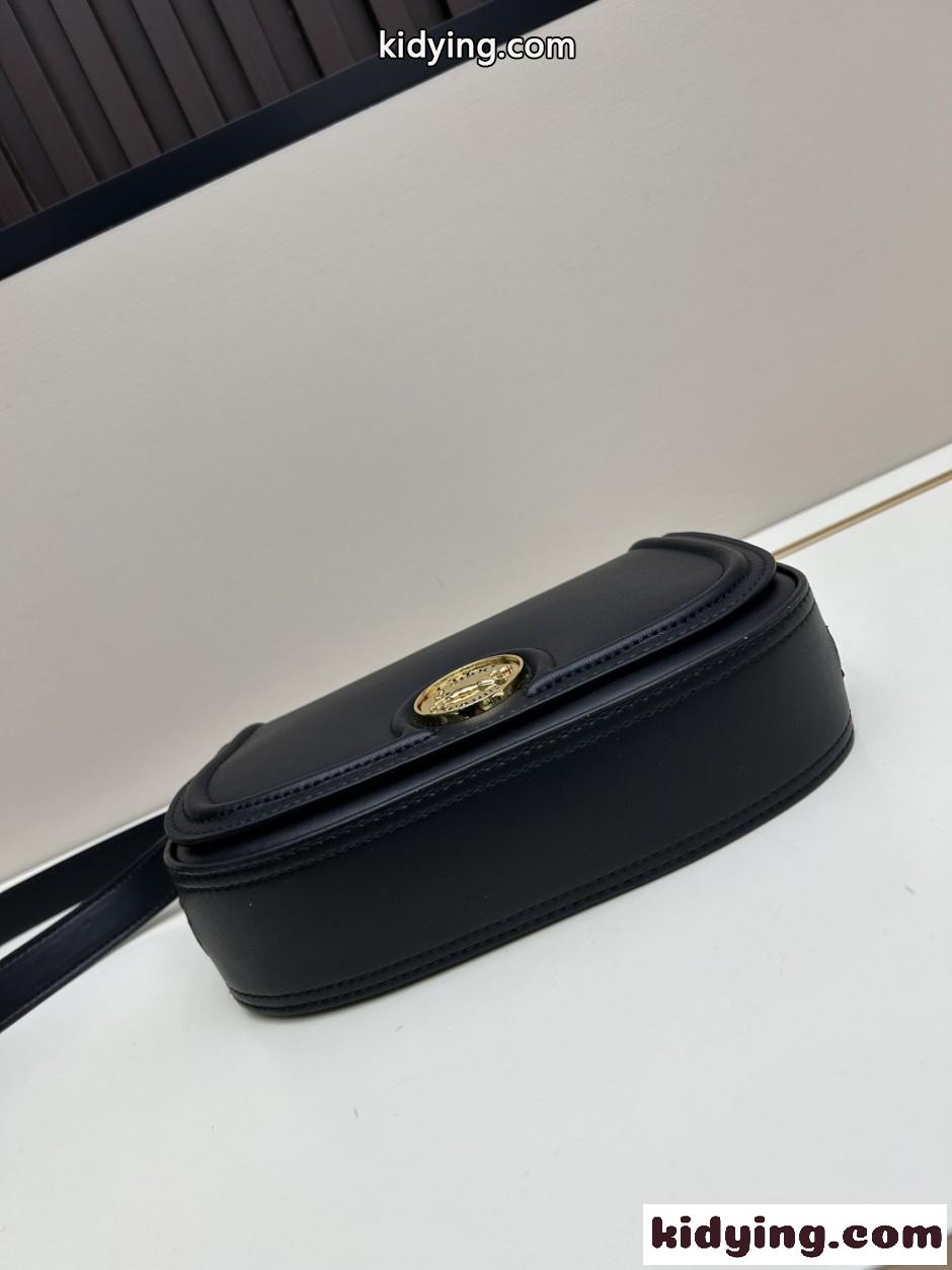 クロエ バッグ スーパーコピー グレインレザー Horse Medalサドルバッグ ブラック-2