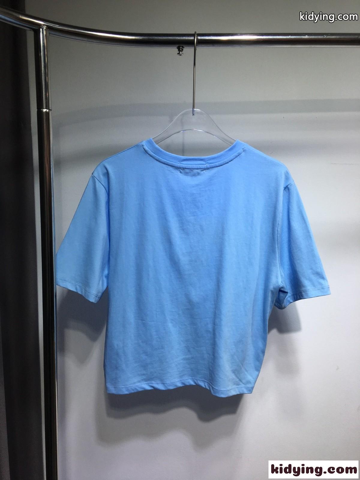 ヴェルサーチェ ミラノ スタンプ クロップ 半袖Tシャツ ヴェルサーチェ Tシャツ コピー ライトブルー-3