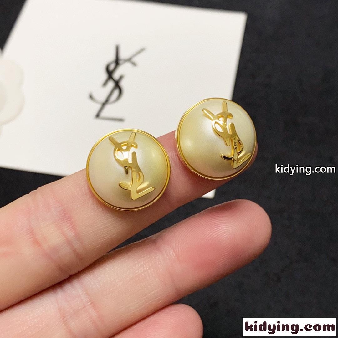 上品 YSLモノグラム パールイヤリング イヴ・サンローラン ピアス コピー レディース-3