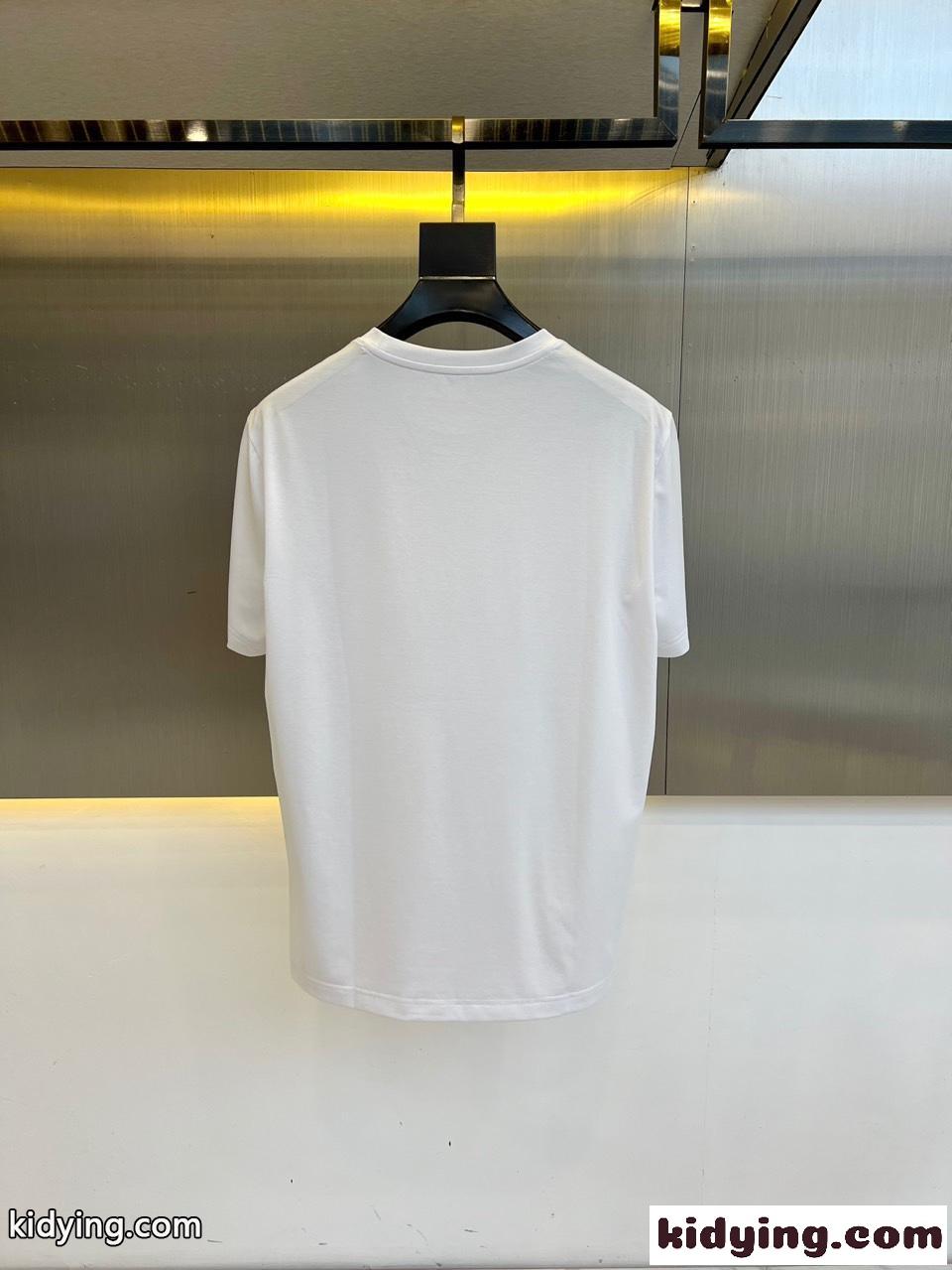 シンプル ロゴパッチ 半袖Tシャツ ヒューゴ・ボス Tシャツ 偽物 ホワイト-1