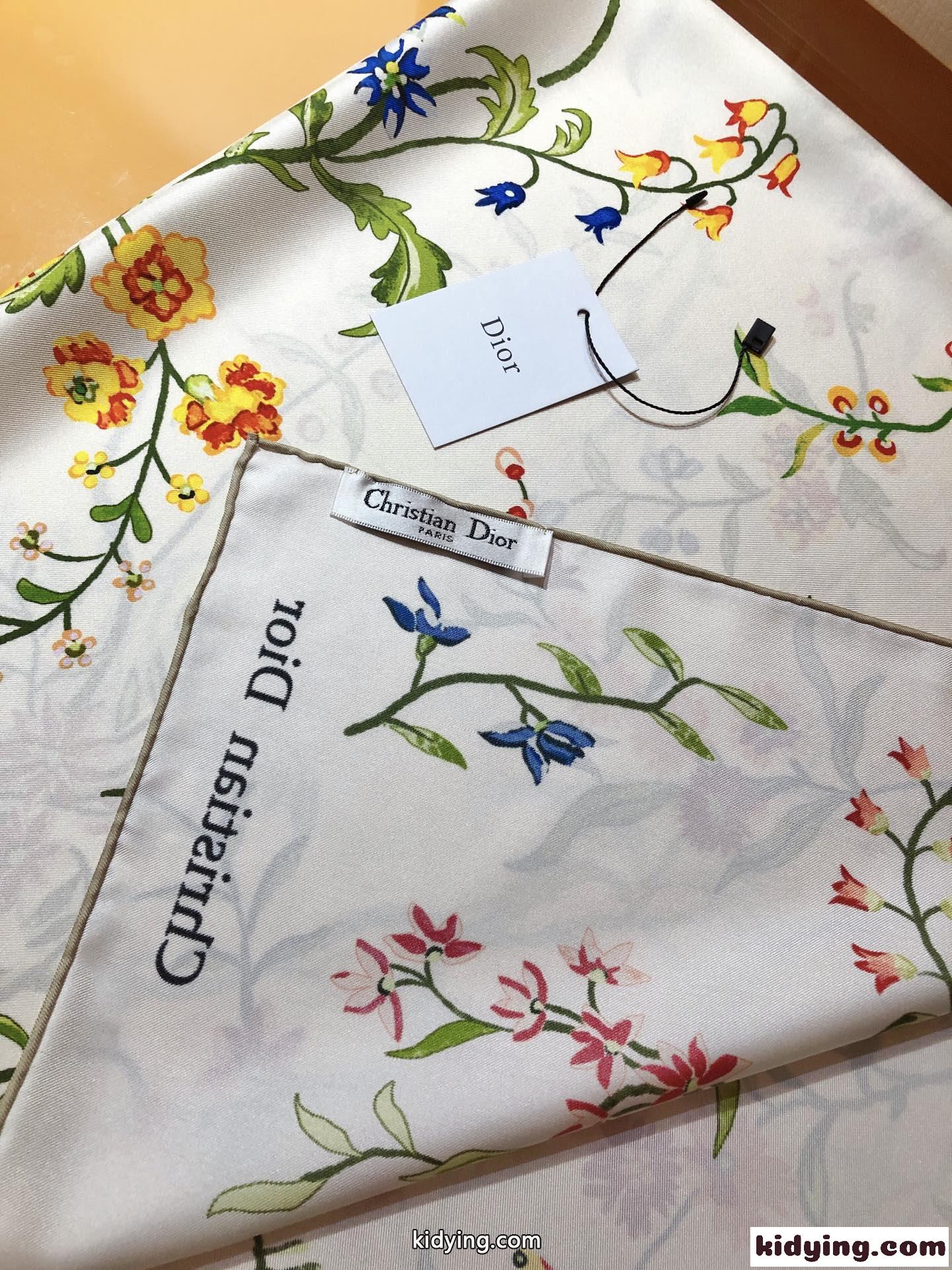 クリスチャン・ディオール スカーフ コピー レディース 上品 DIOR PETITES FLEURS 90 スクエアスカーフ-4