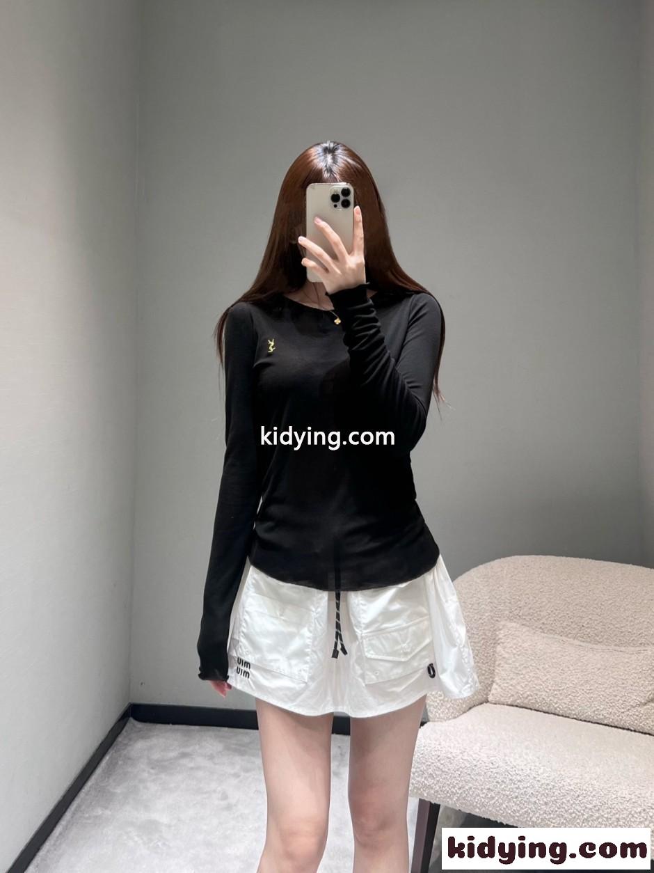 シンプル YSL 長袖Tシャツ イヴ・サンローラン Tシャツ コピー ブラック-4
