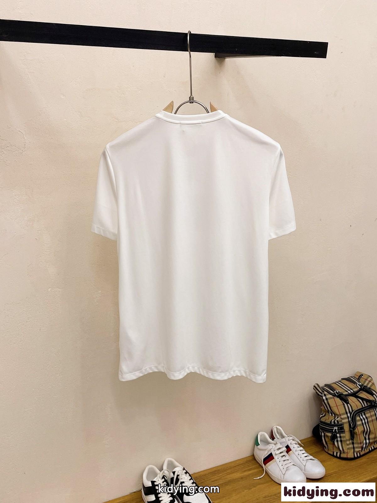 春夏 定番 クルーネック ロゴ アルマーニ 半袖Tシャツ コピー ホワイト-4