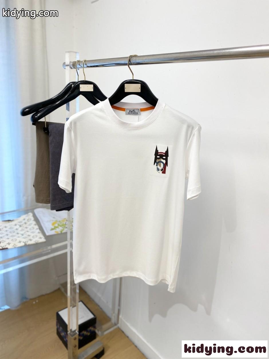 カジュアル レザーパッチ 半袖Tシャツ エルメス Tシャツ 偽物 ホワイト-0