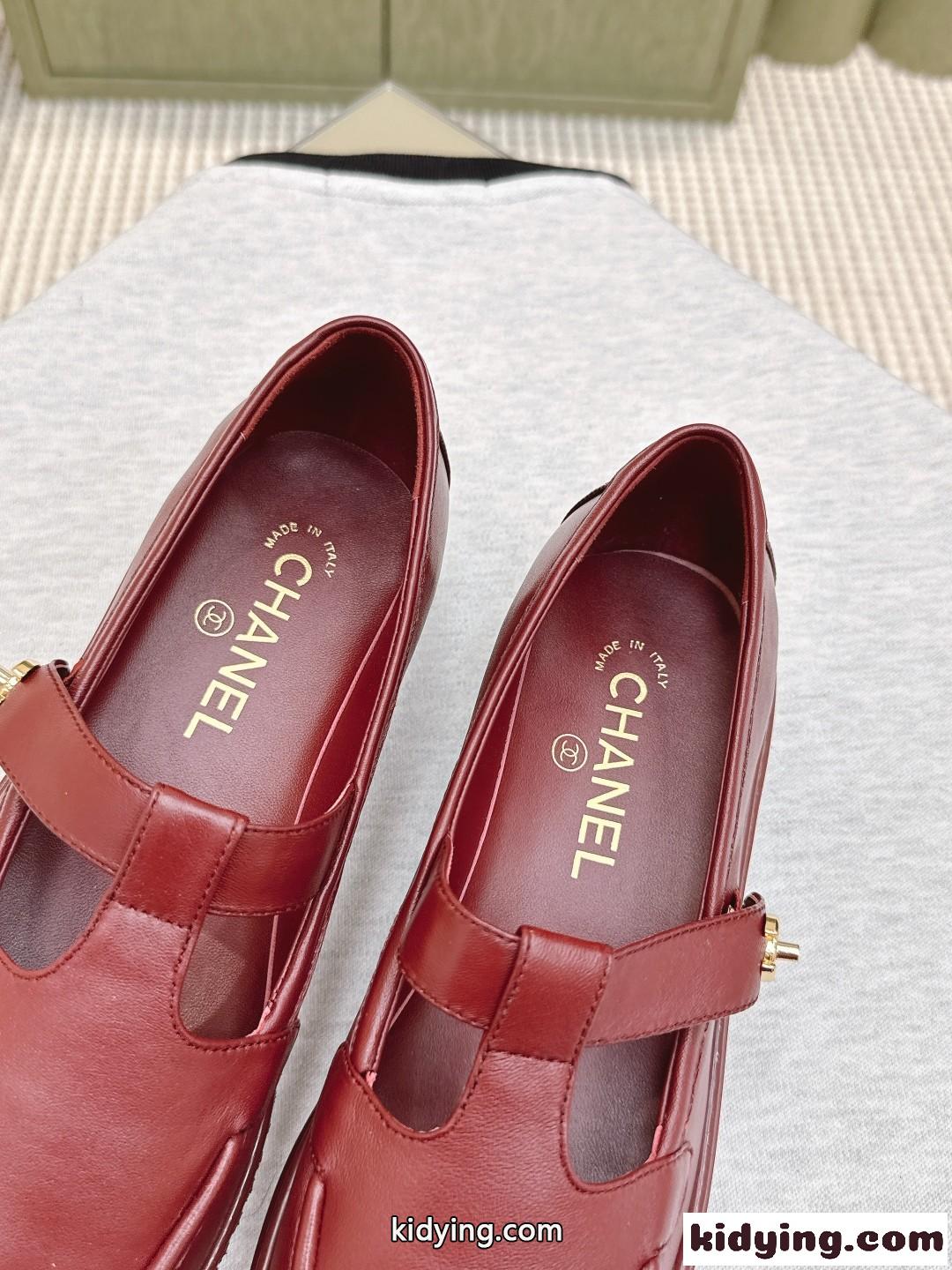 上品 25K ローファー シャネル シューズ コピー シンプル ターンロック レッド-4