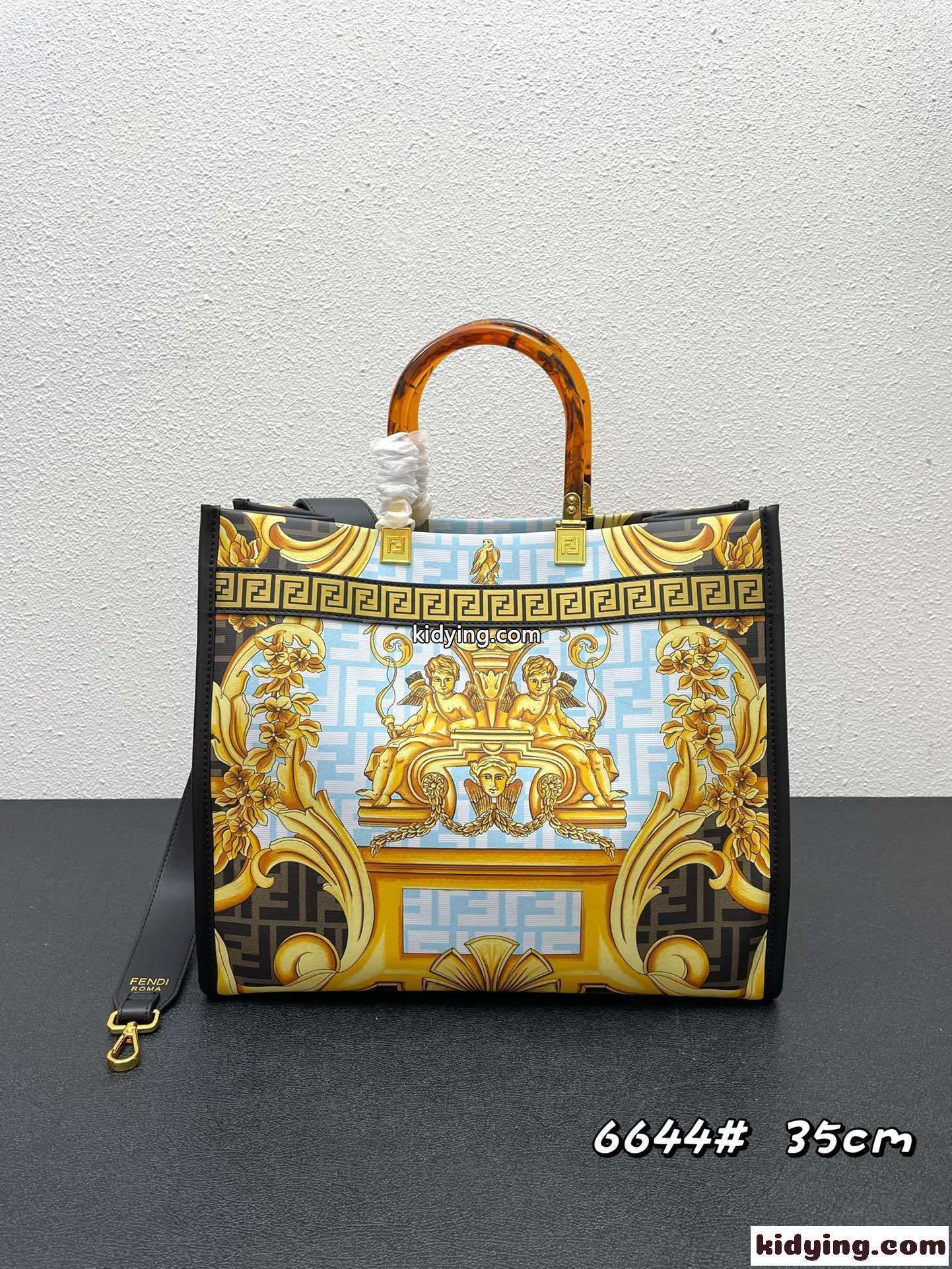 FENDI × VERSACE フェンディ バッグ 人気 コピー プリント 大容量 注目 おしゃれ トートバッグ-1