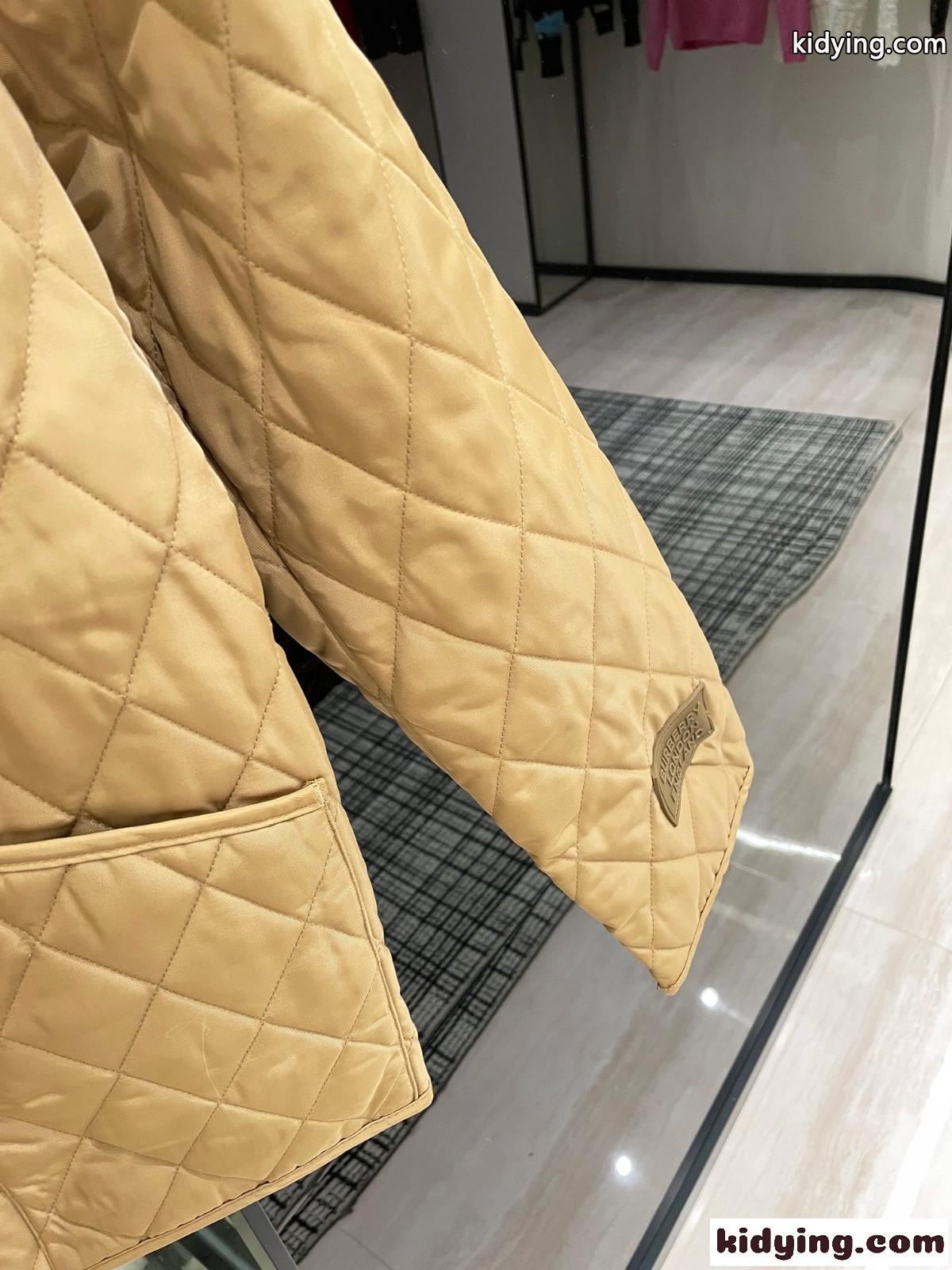 バーバリー ジャケット コピー レディース コーデュロイカラー ダイアモンドキルティング 中綿入り-1