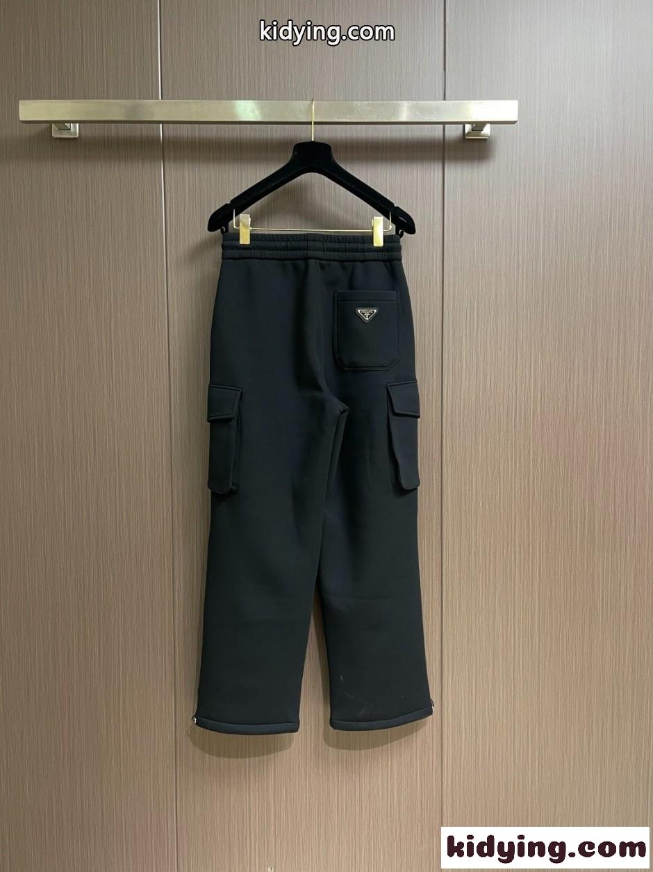 カジュアル トライアングルロゴ カーゴパンツ プラダ パンツ コピー ブラック-1