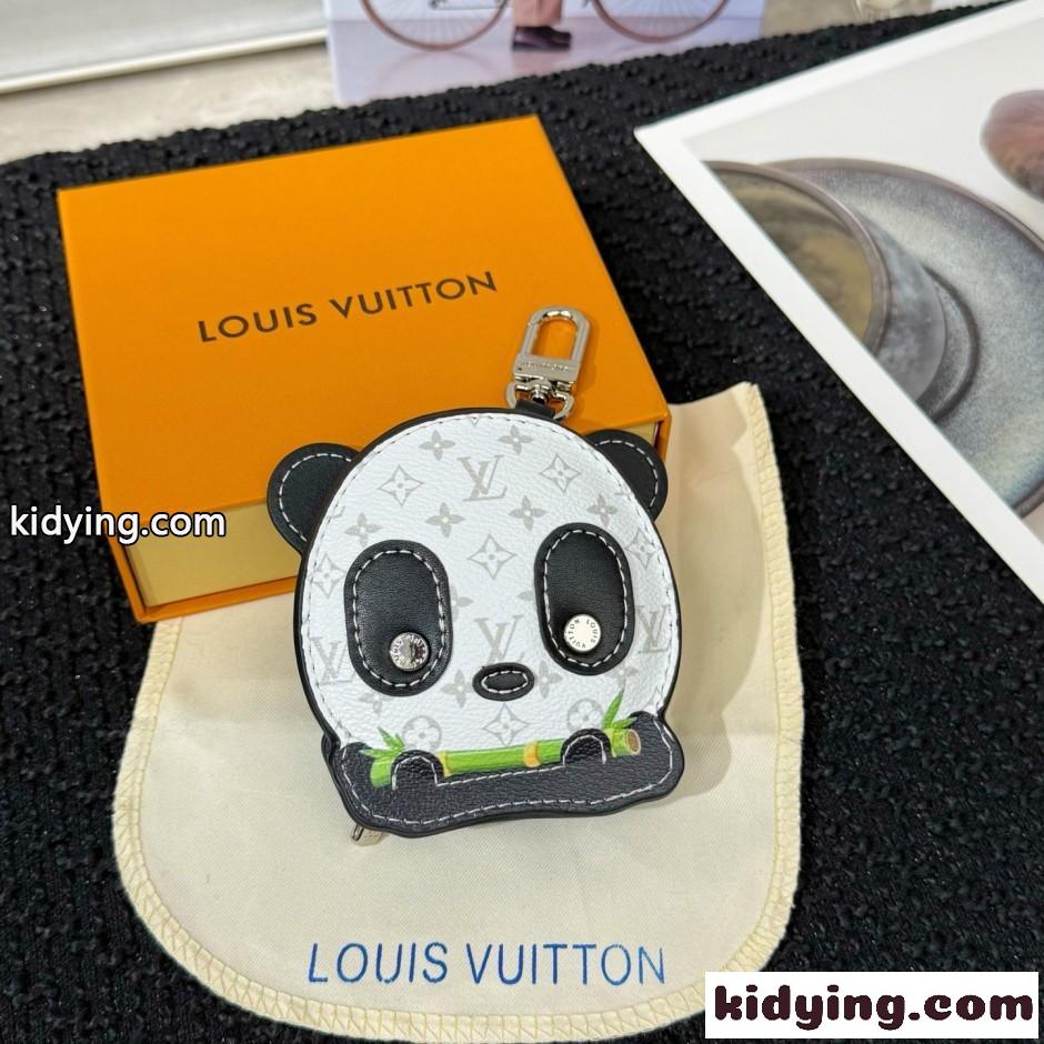 遊び心満載 バッグチャーム・LV パンダ ルイ・ヴィトン キーホルダー 偽物-0
