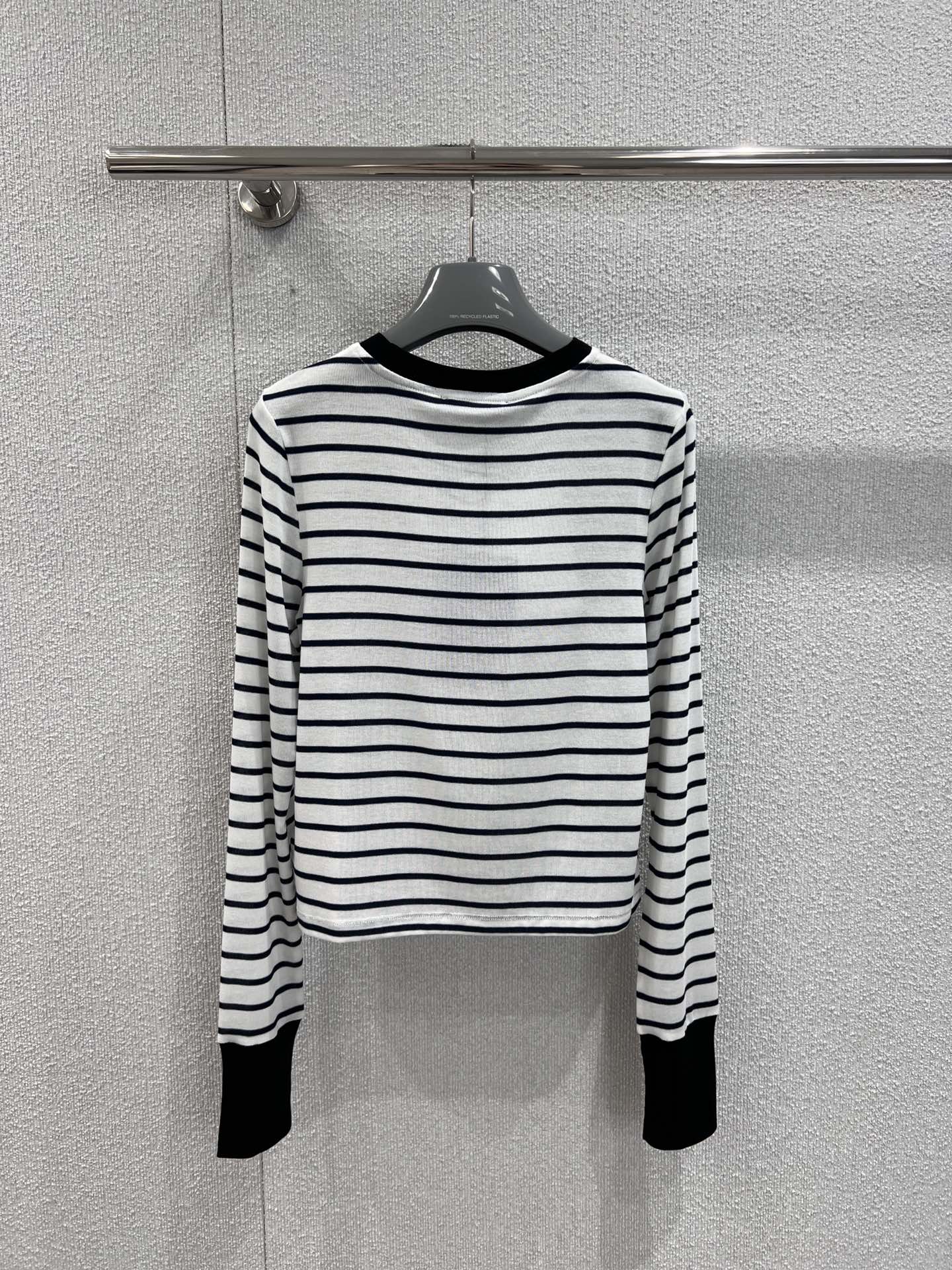 ボーダー柄 ロングスリーブTシャツ プラダ Tシャツ 偽物 長袖Tシャツ-1