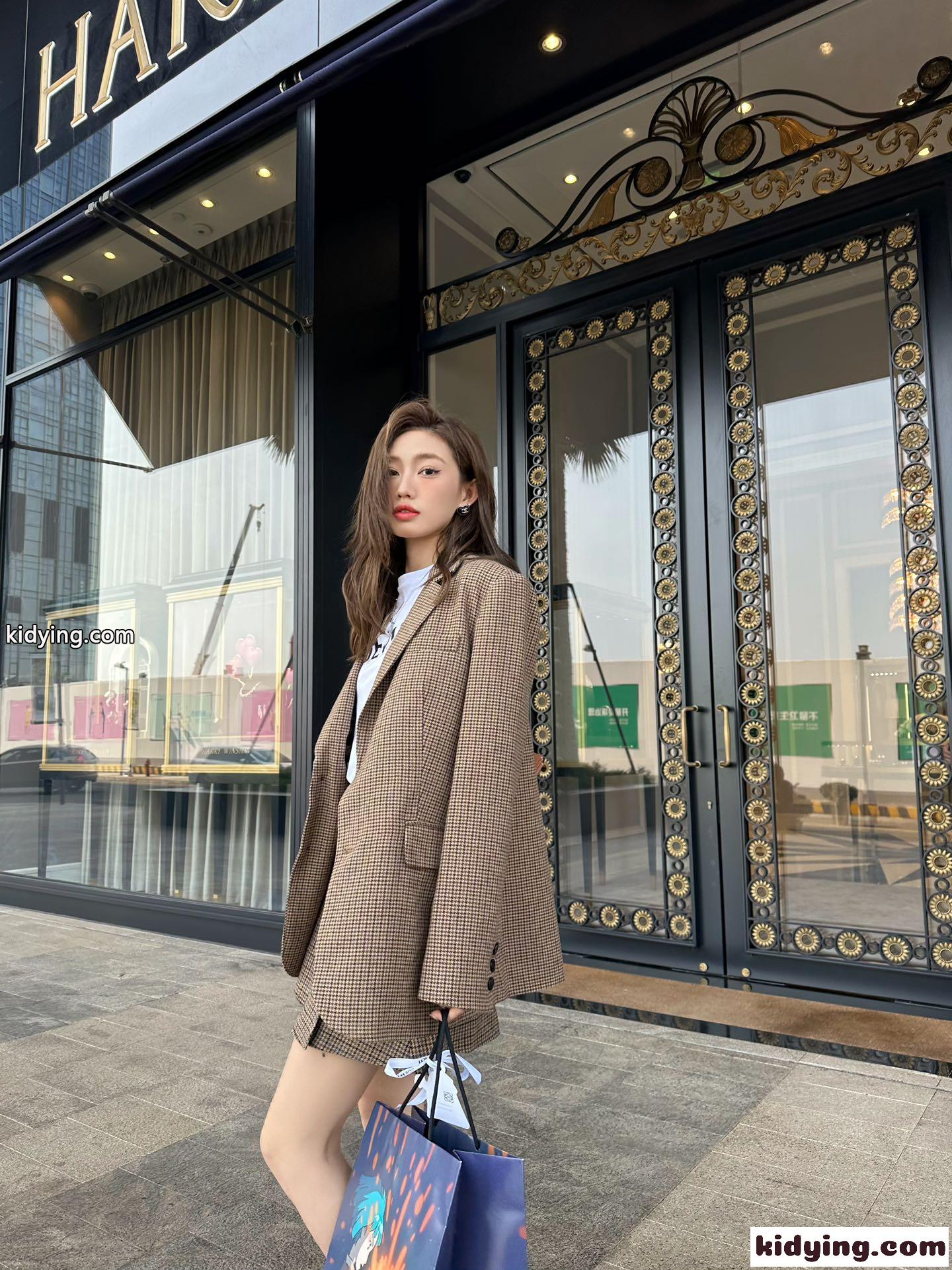 LOEWE × ハウルの動く城 ウールジャケット ロエベ ジャケット コピー 人気 エレガント-4