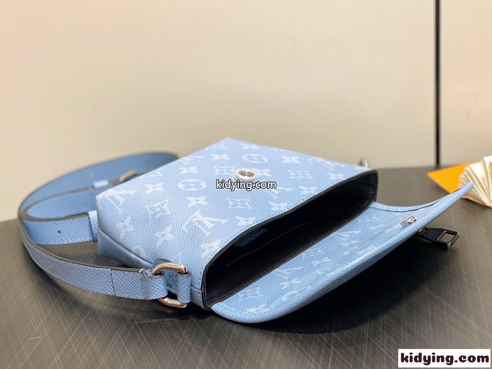 LV パルス・ウェアラブル ウォレット ルイ・ヴィトン スーパーコピー M14116-4
