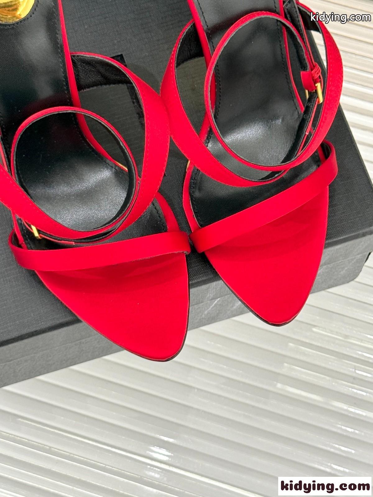 注目アイテム YSL サロメ ウェッジサンダル イヴ・サンローラン コピー レッド-4