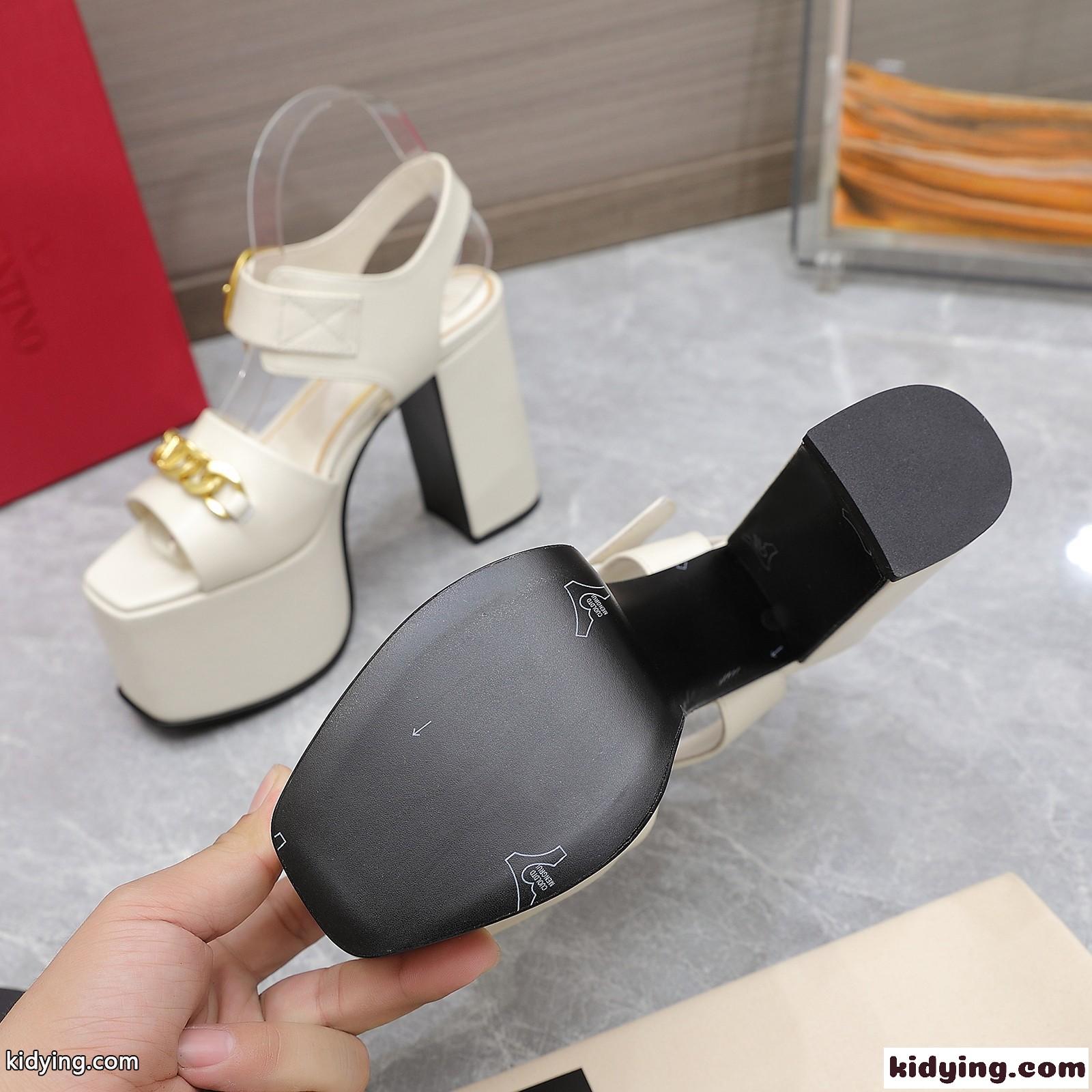 Vロゴ チェーン カーフスキン プラットフォーム サンダル 12.5cm ヴァレンティノ サンダル コピー ホワイト-4