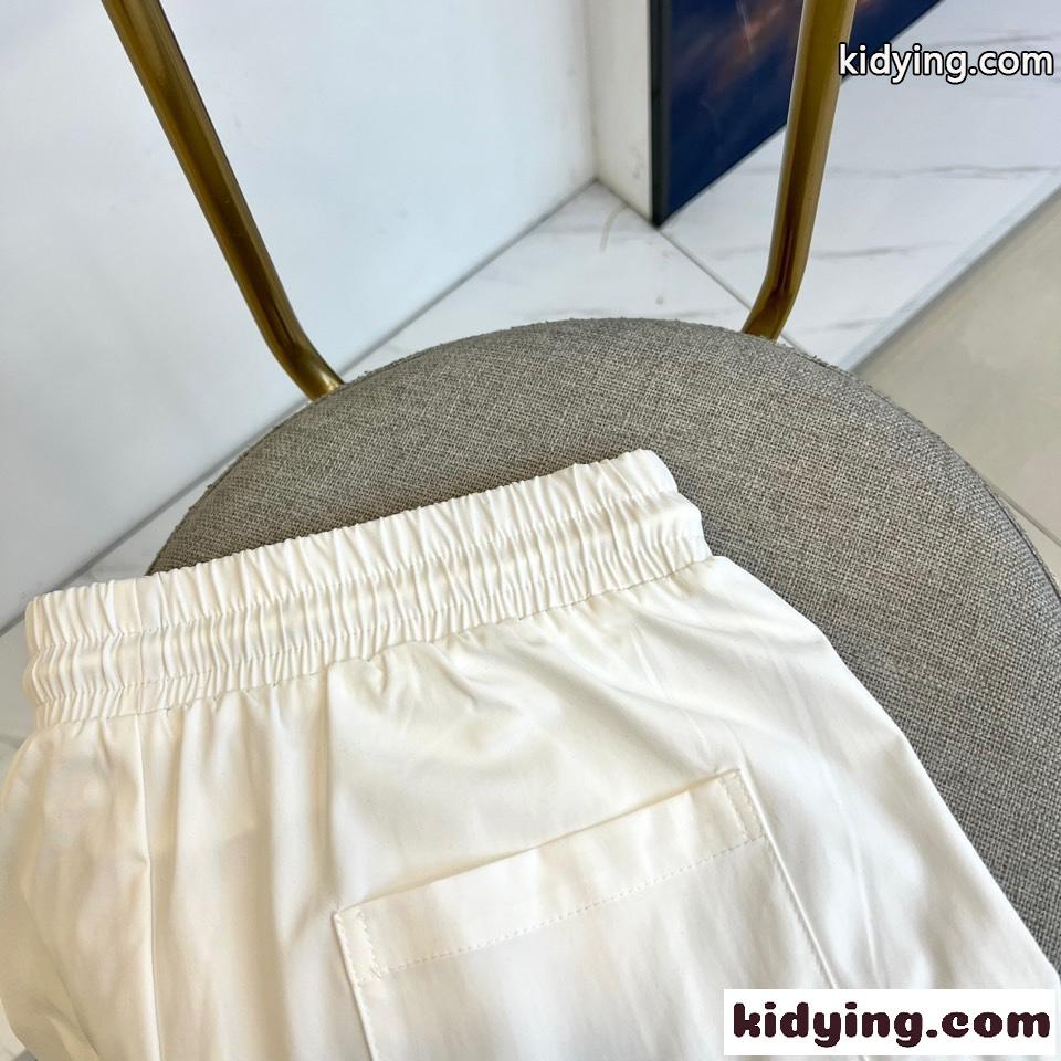 シンプル ロゴ入り ショートパンツ ロエベ パンツ 偽物 メンズ ホワイト-3