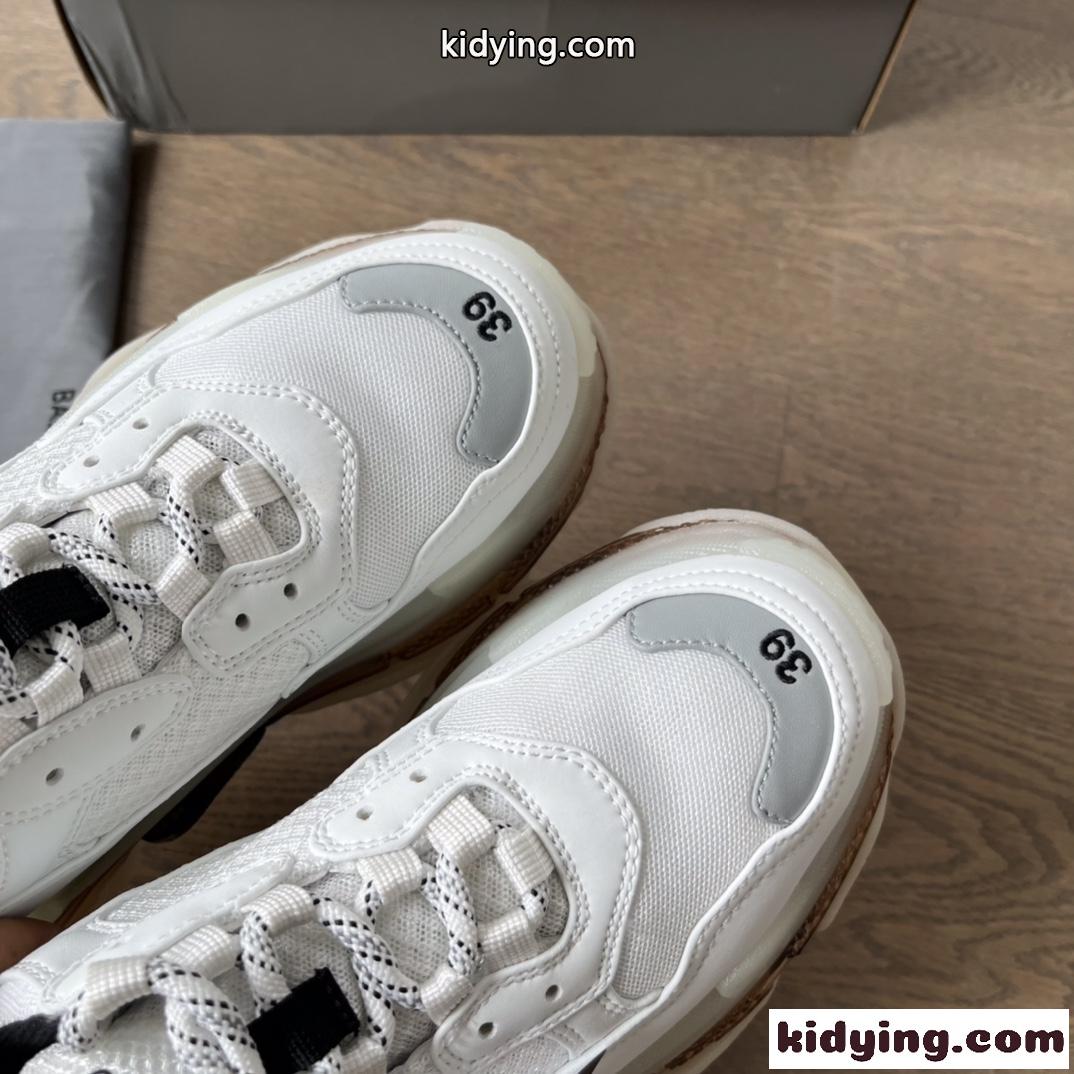 バレンシアガ スニーカー スーパーコピー 人気 軽量 Triple S Clear Sole-2