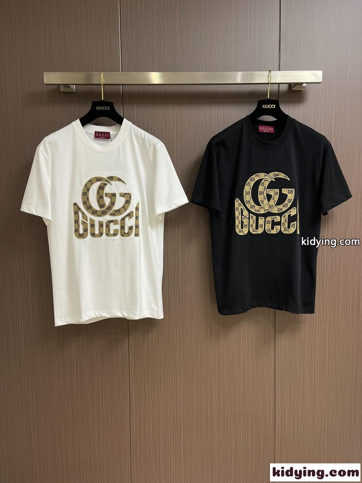 シンプル グッチ Tシャツ コピー クルーネックロゴアップリケ コットン 半袖Tシャツ-1